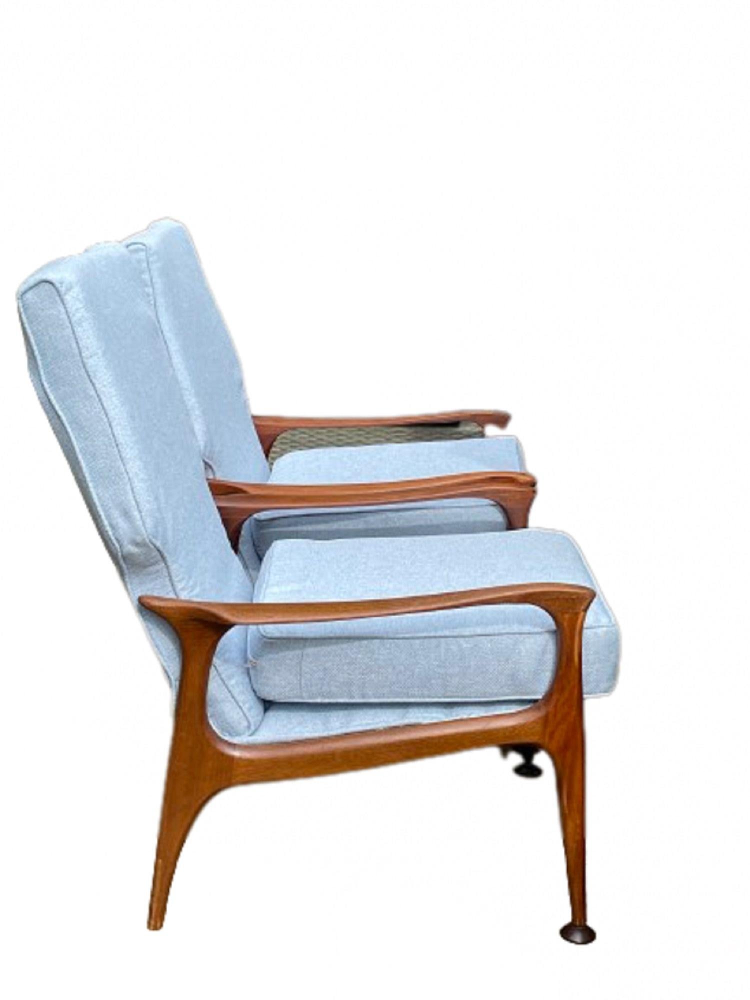 Mid-century Fler Armchairs by Fred Lowen For Sale 2