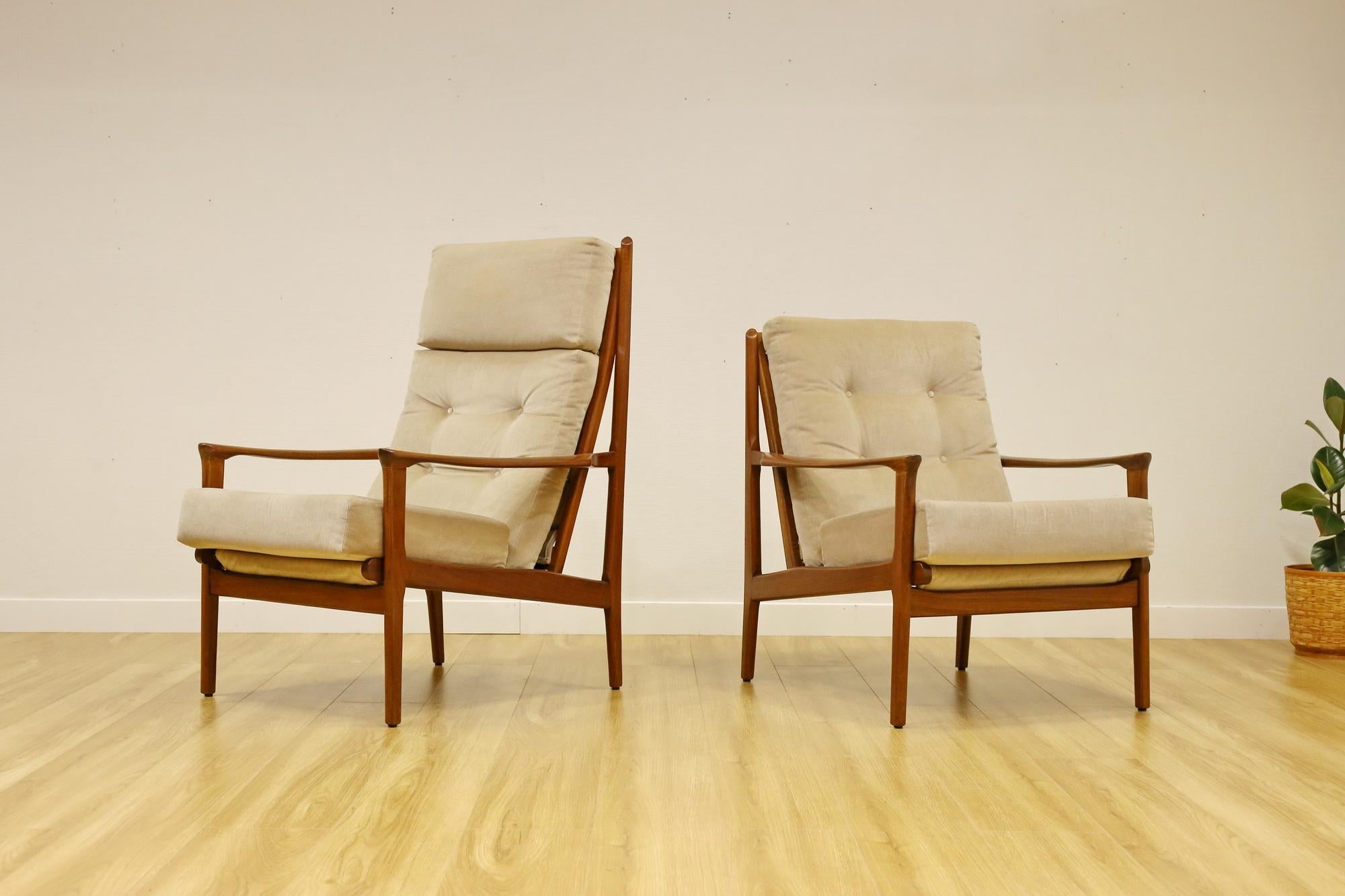 New Zealand Mid Century FLER 'KARINGA' Armchairs For Sale
