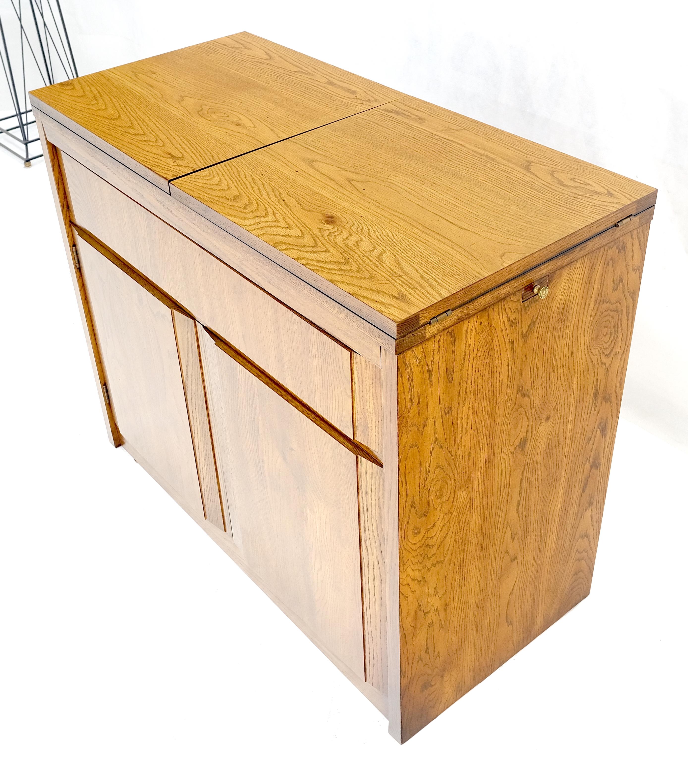 Mid Century Flip Top Oak Liquor Cabinet Server Small Sideboard on Wheels MINT For Sale 3