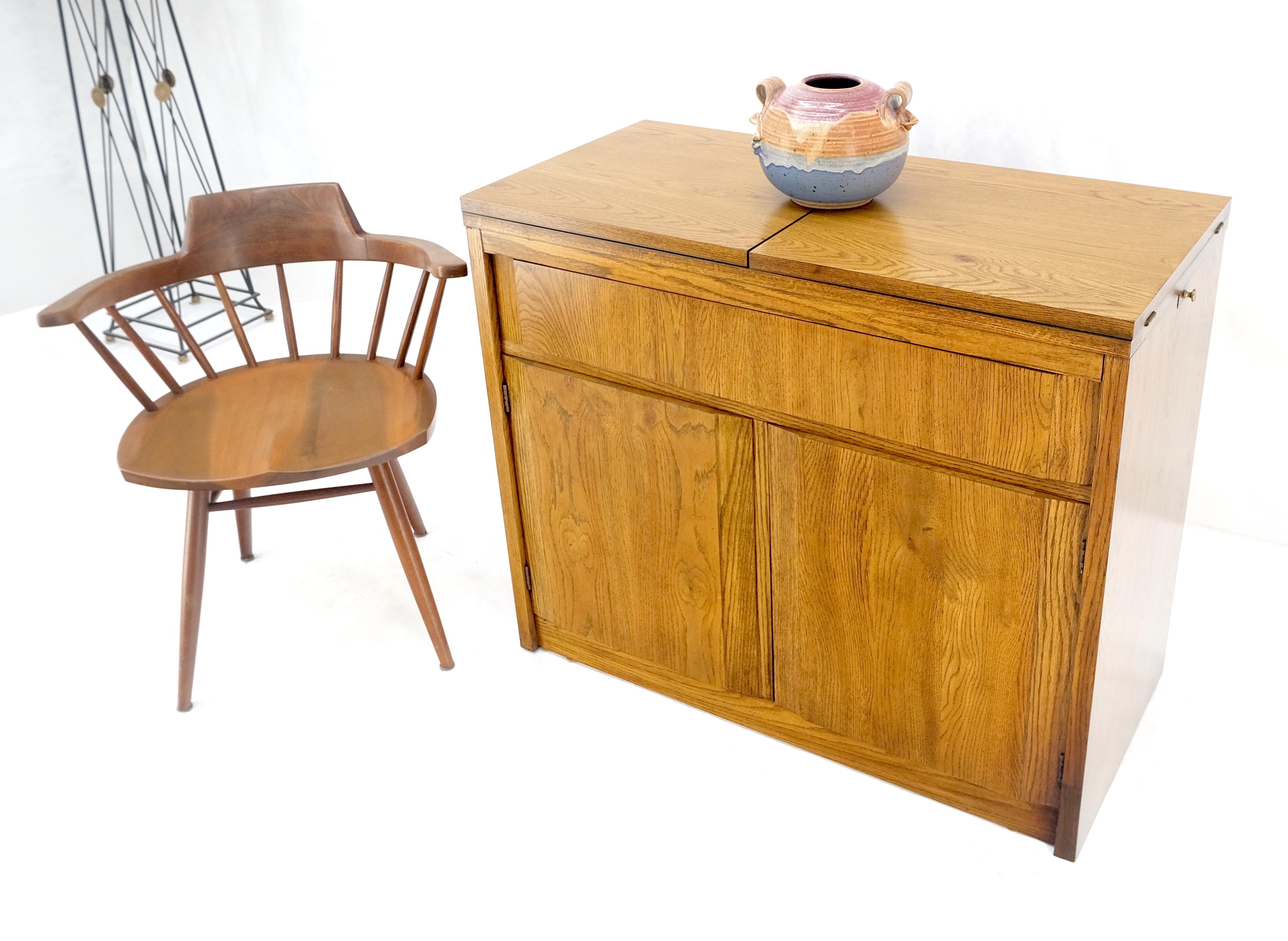 Mid-Century Modern Mid Century Flip Top Oak Liquor Cabinet Server Small Sideboard on Wheels MINT For Sale