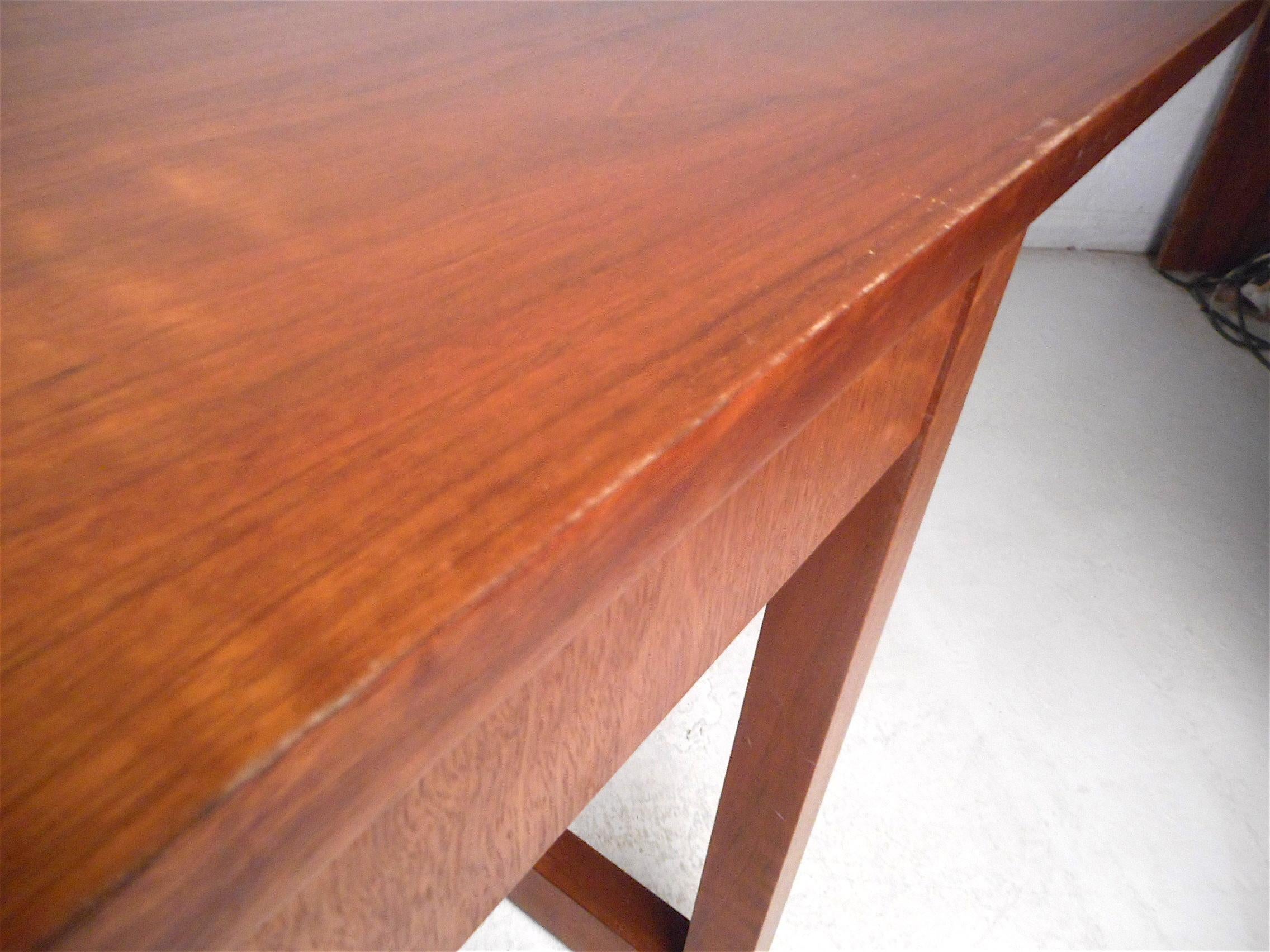Midcentury Flip-Top Table by Founders Furniture  5