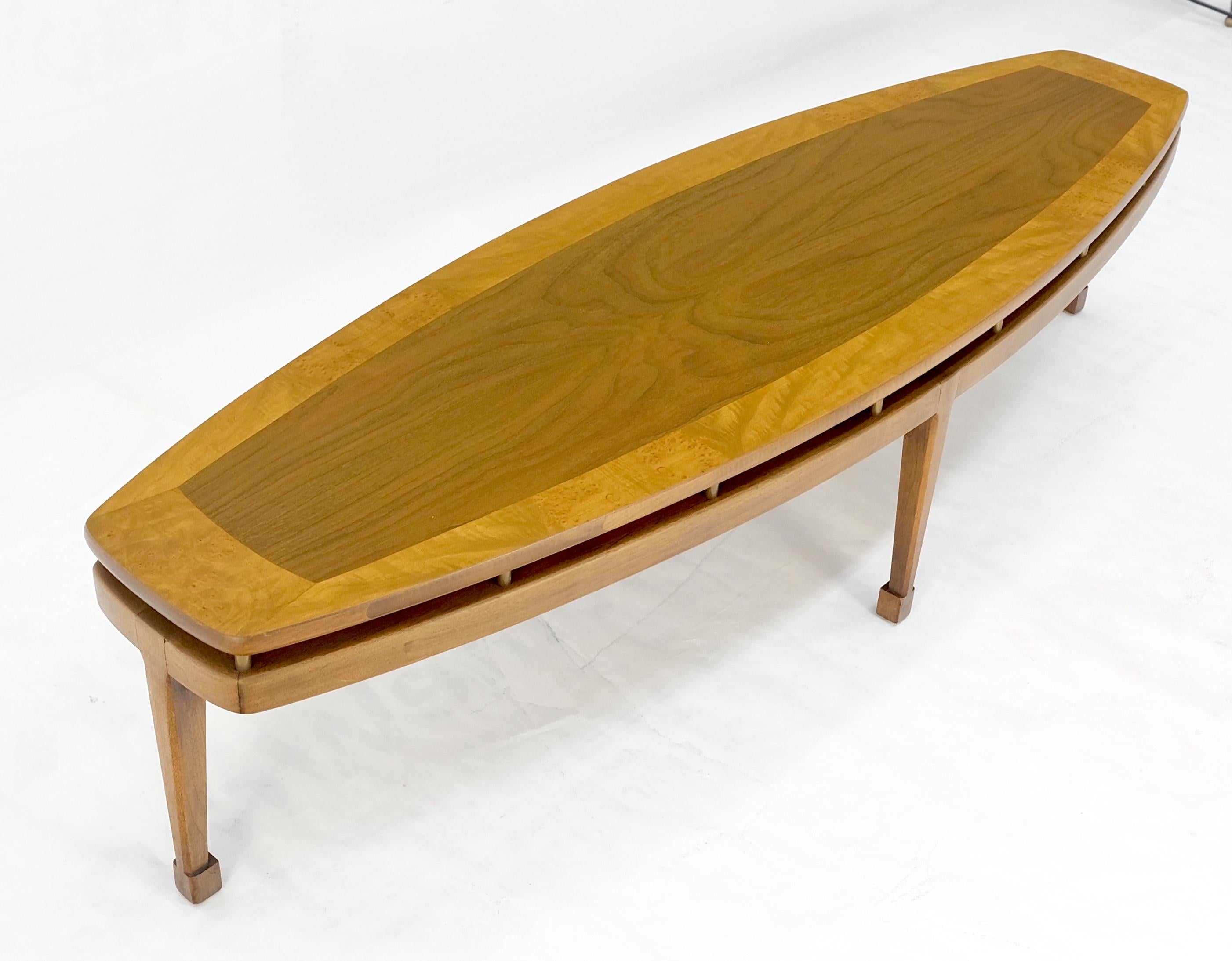 Table basse ovale mi-siècle en ronce de bois avec plateau flottant MINT ! en vente 1