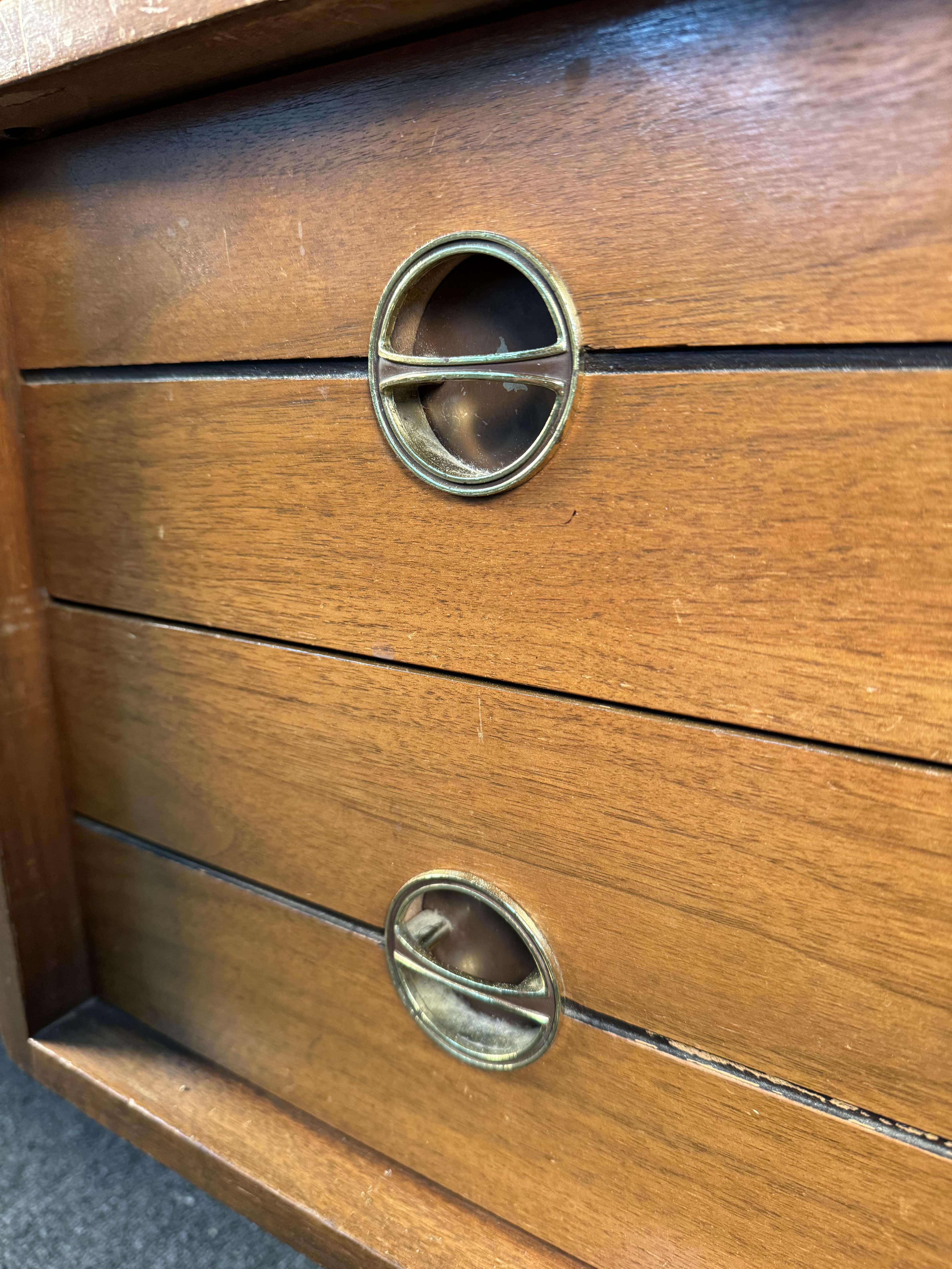 Mid-Century Floating Walnut Desk by Hooker Furniture For Sale 7