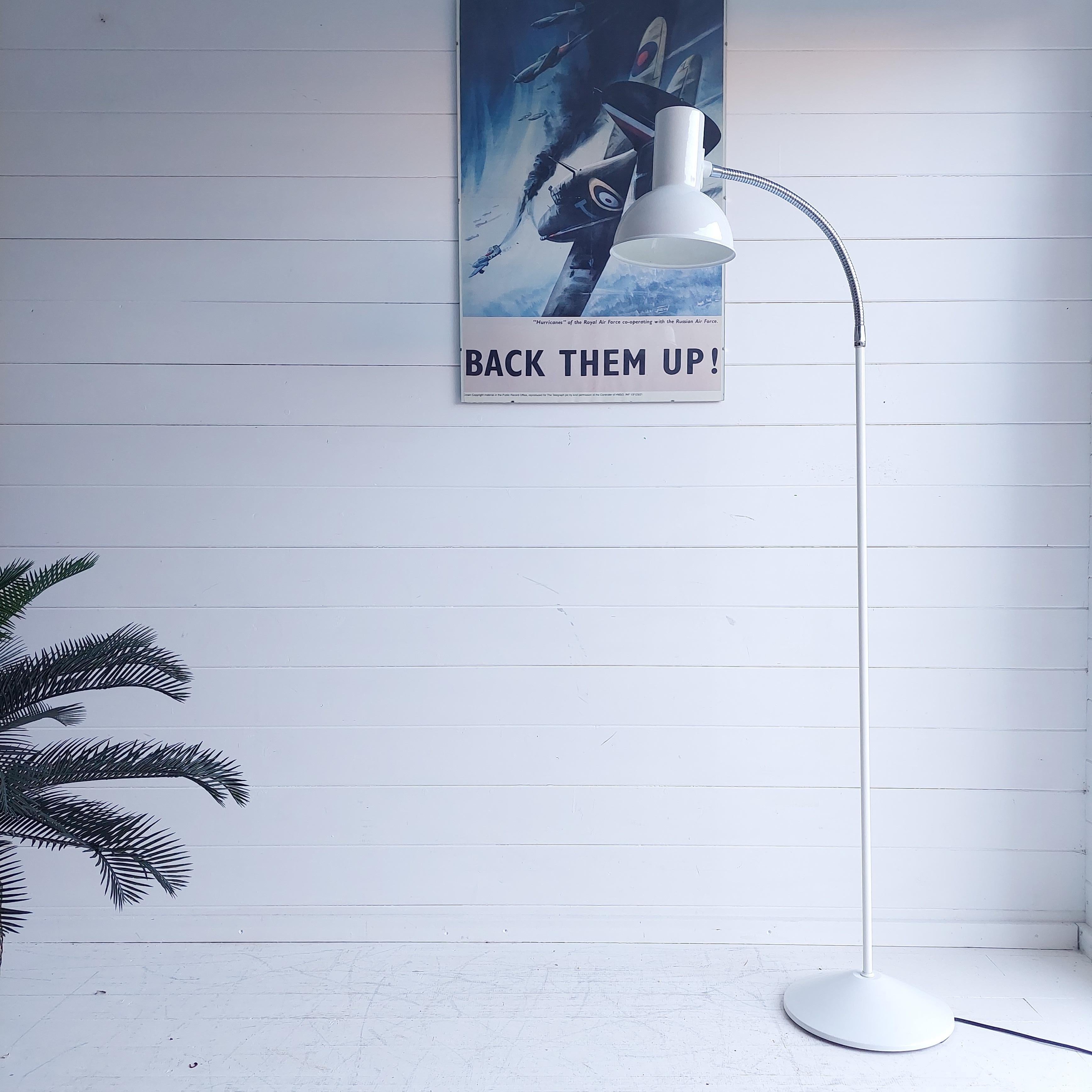 Vintage Goose neck floor standing Maclamp.
A Stunning Vintage white Floor / Standard Terence Conran design manufactured by Maclamp for Habitat

Midcentury gooseneck floor lamp with metal shade. 
Light is easy to direct with adjustable neck to
