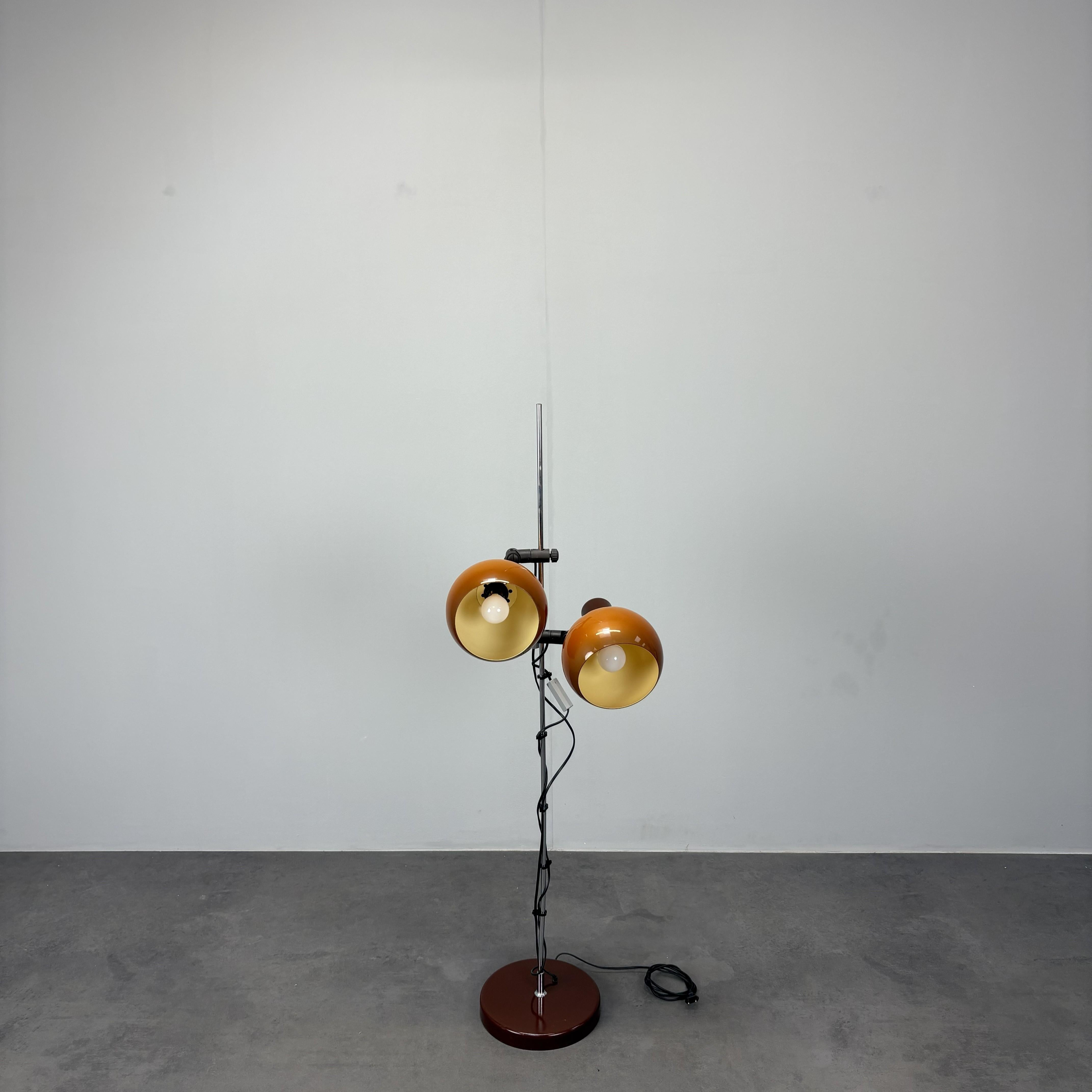 Stehlampe aus der Mitte des Jahrhunderts, 1970er Jahre, Ungarn (Moderne der Mitte des Jahrhunderts) im Angebot