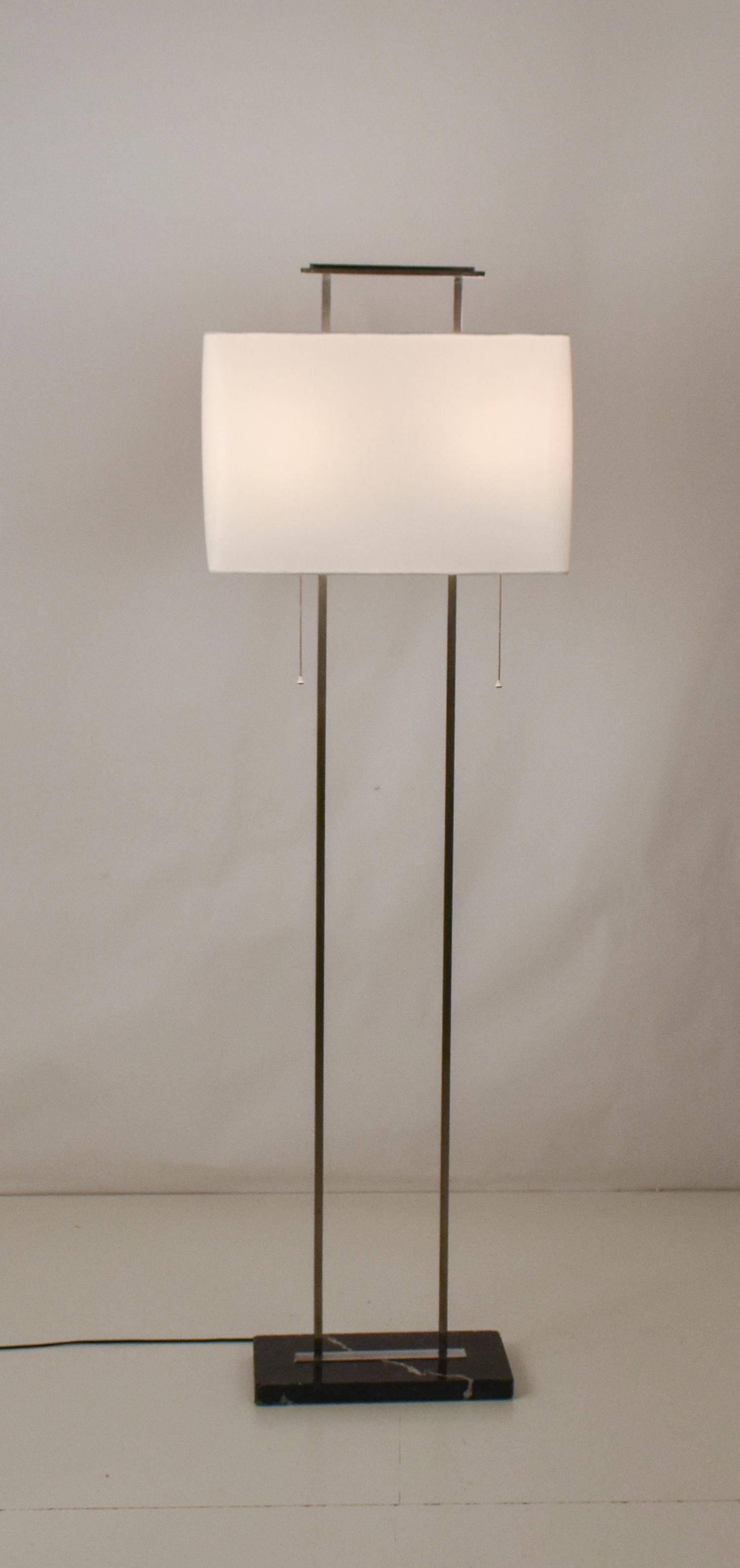 Mid-Century Modern Mid - century floor lamp, base in black marble and chromed metal structure. For Sale