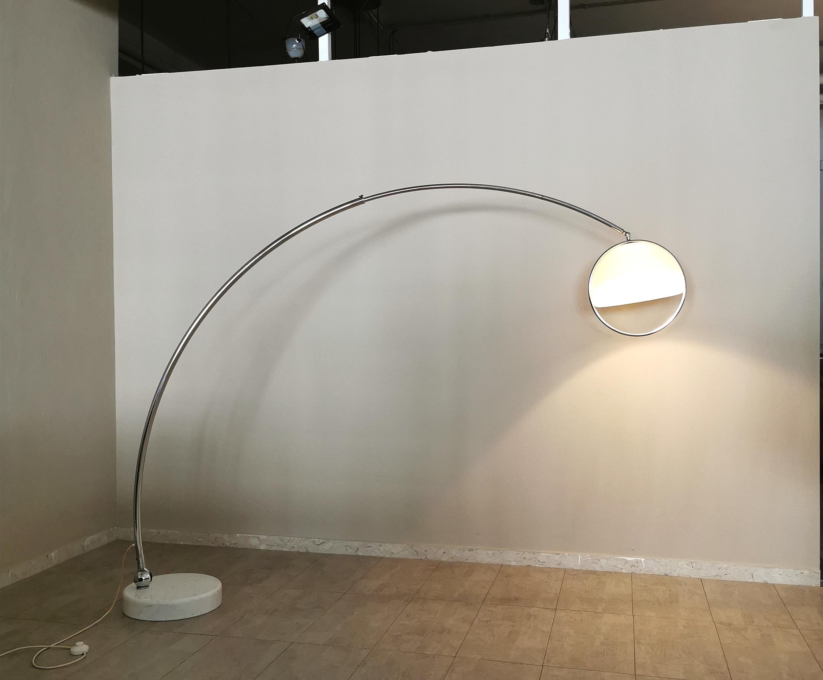 Midcentury Floor Lamp Goffredo Reggiani Chromed Metal Plexiglass Marble 1960s For Sale 2