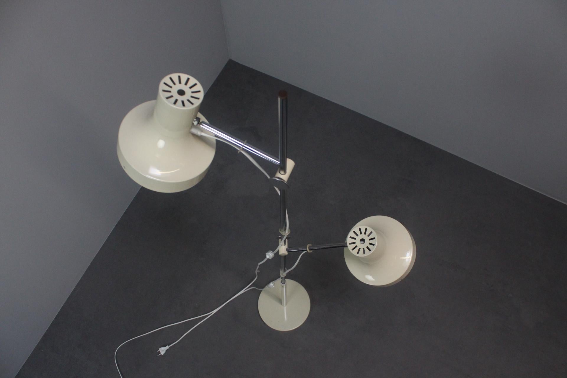 Lampada da terra di metà secolo di Josef Hurka per Napako, anni '60, Cecoslovacchia. in vendita 5