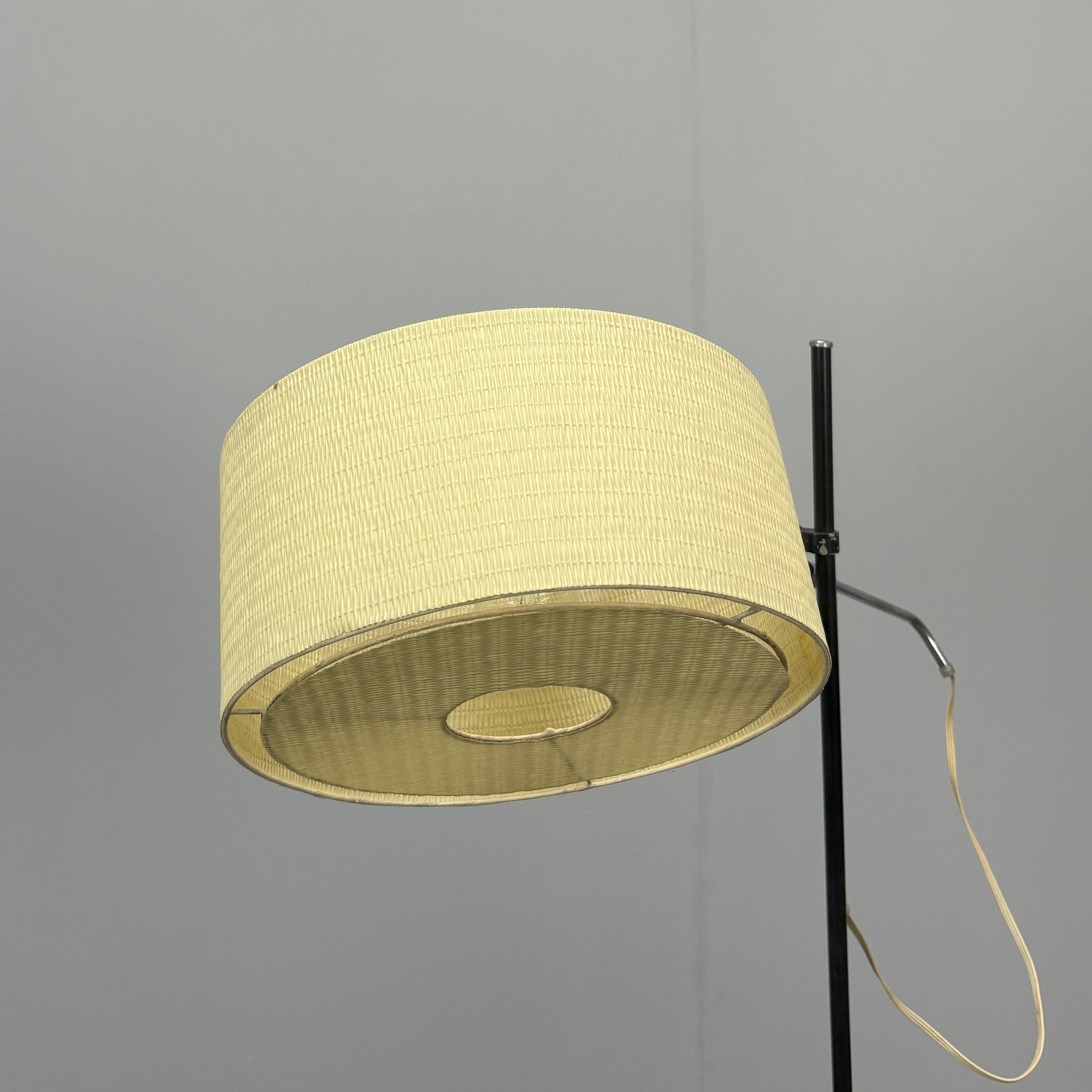 Mid-Century Modern Lampadaire du milieu du siècle par Zukov, années 1960, Tchécoslovaquie en vente