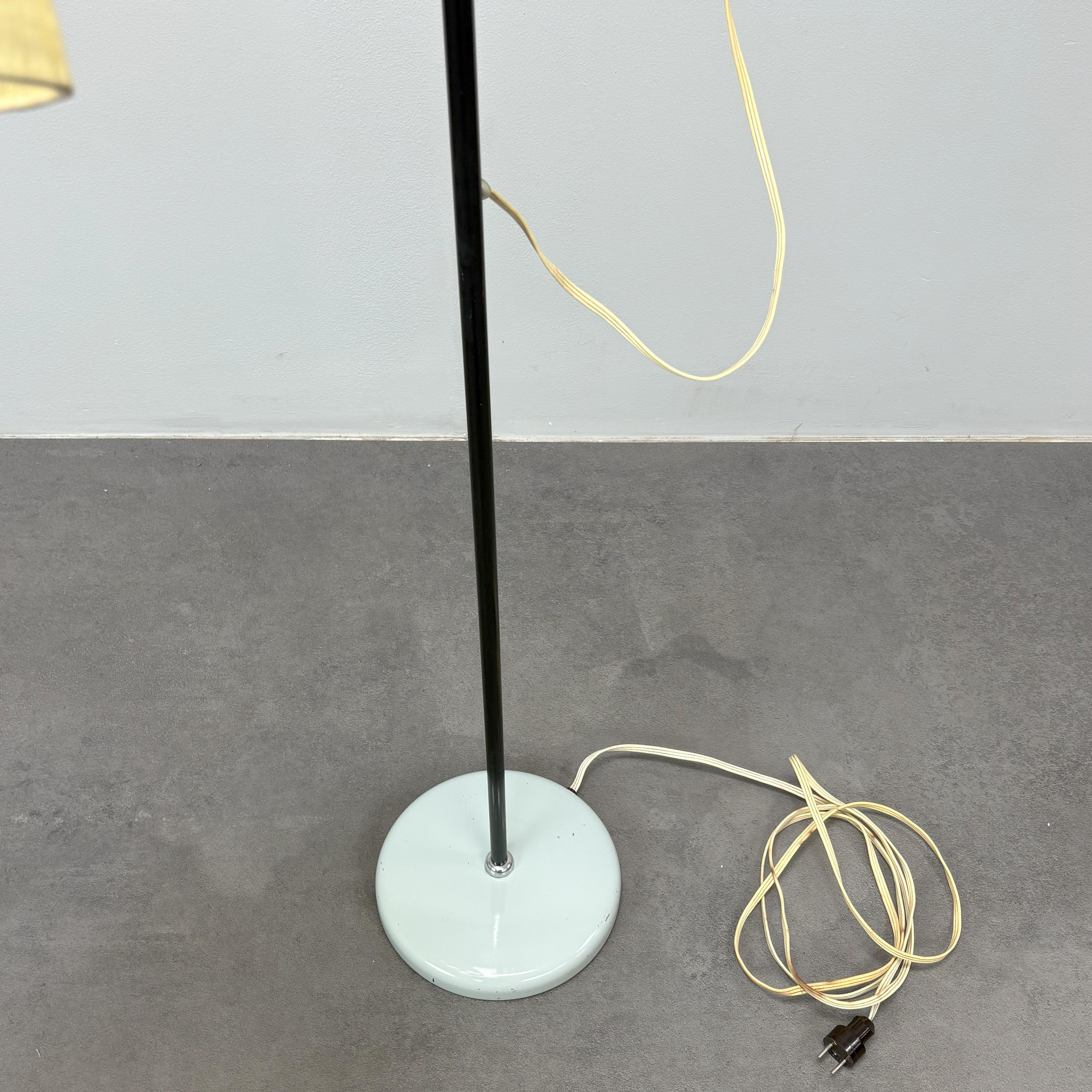 Lampadaire du milieu du siècle par Zukov, années 1960, Tchécoslovaquie Bon état - En vente à Praha, CZ