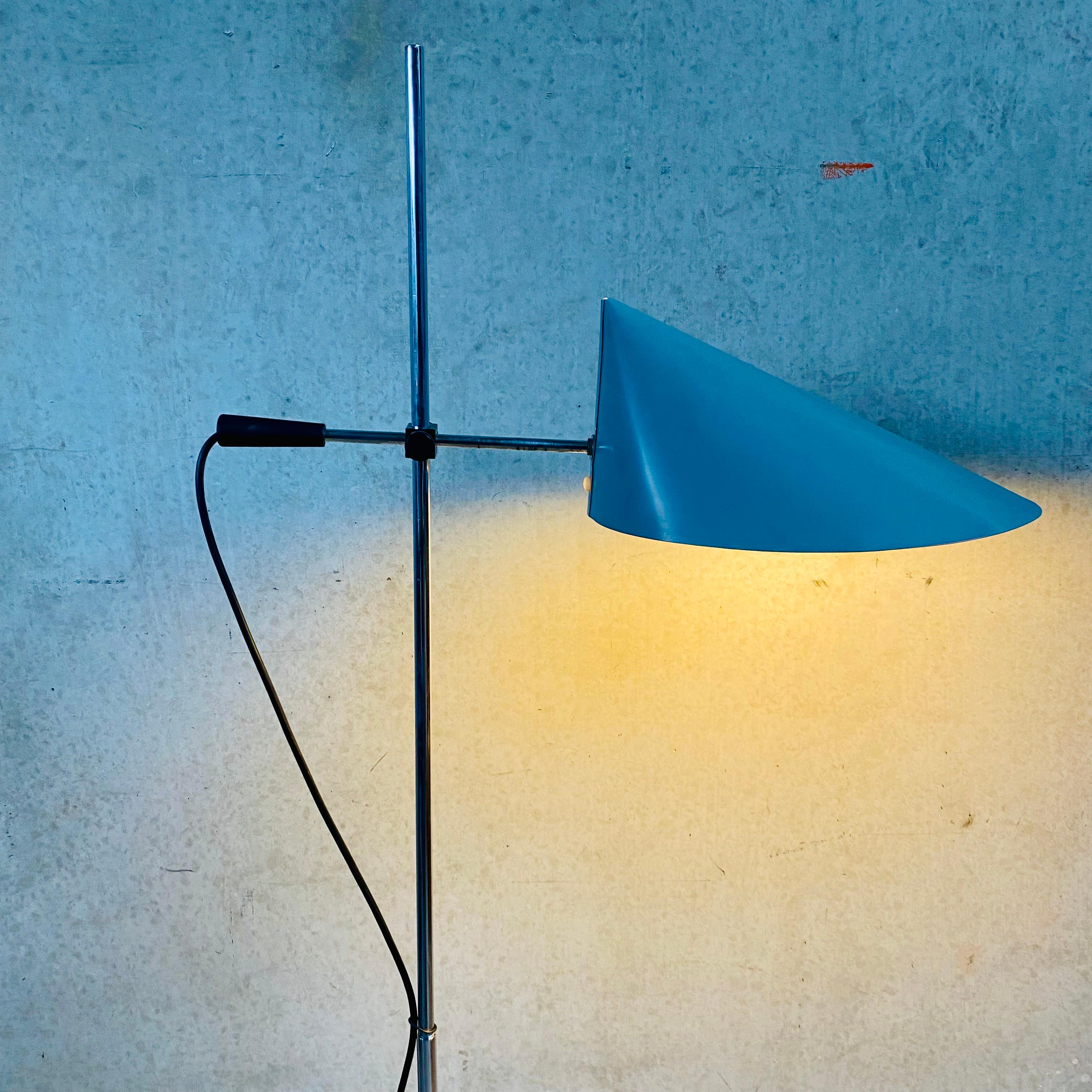 Mid-Century Floor Lamp D-2003 By Jan Jaspers For Raak Amsterdam Netherlands 1950 For Sale 9