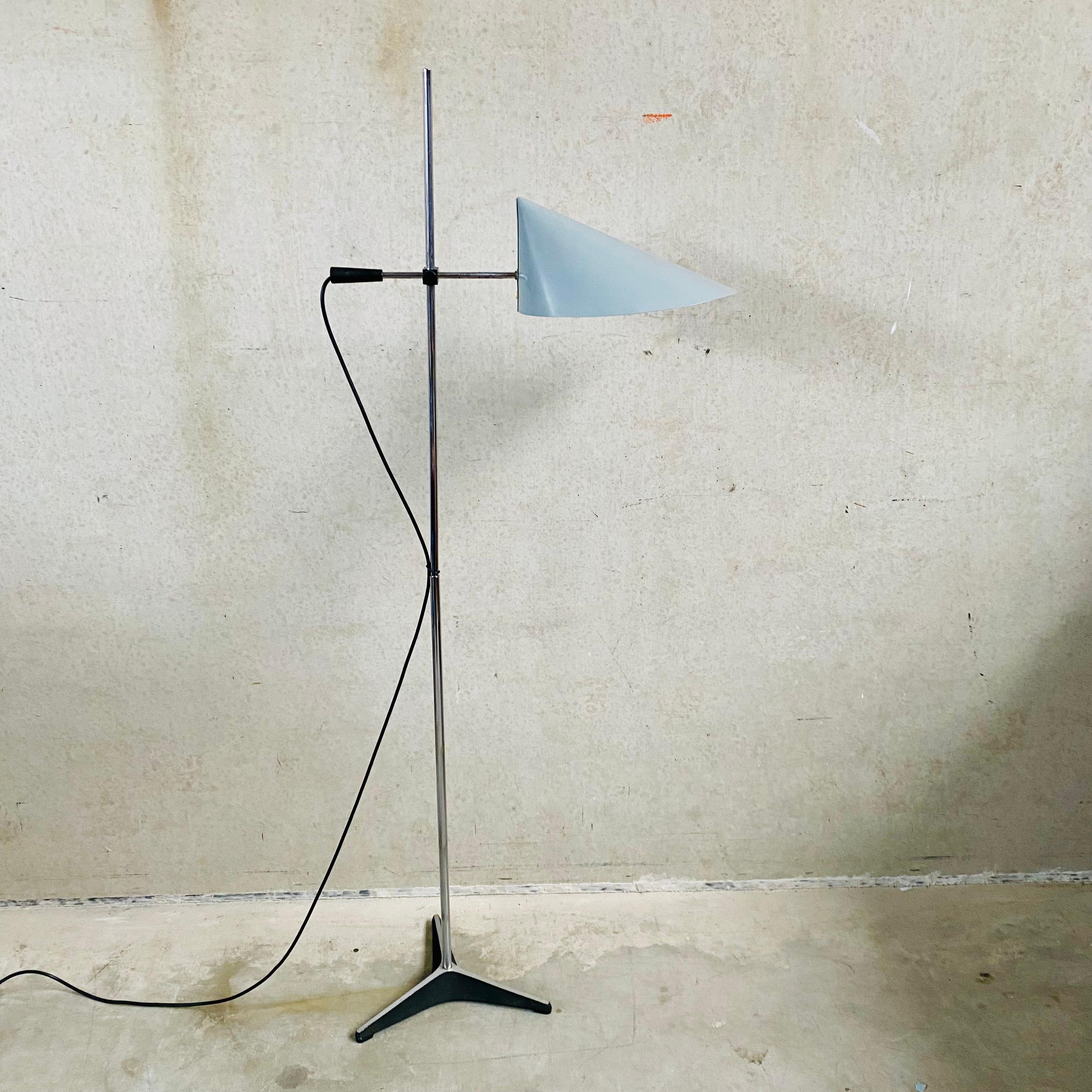 Mid-Century Floor Lamp D-2003 By Jan Jaspers For Raak Amsterdam Netherlands 1950 For Sale 1