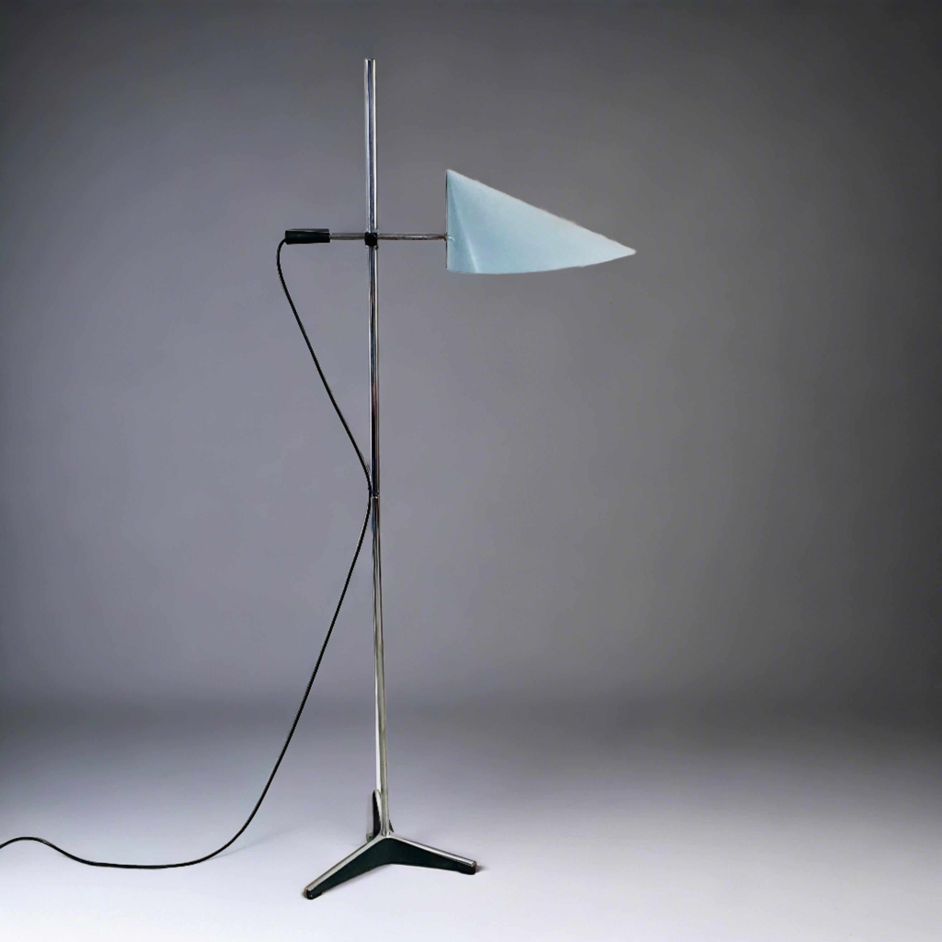 Mid-20th Century Mid-Century Floor Lamp D-2003 By Jan Jaspers For Raak Amsterdam Netherlands 1950 For Sale