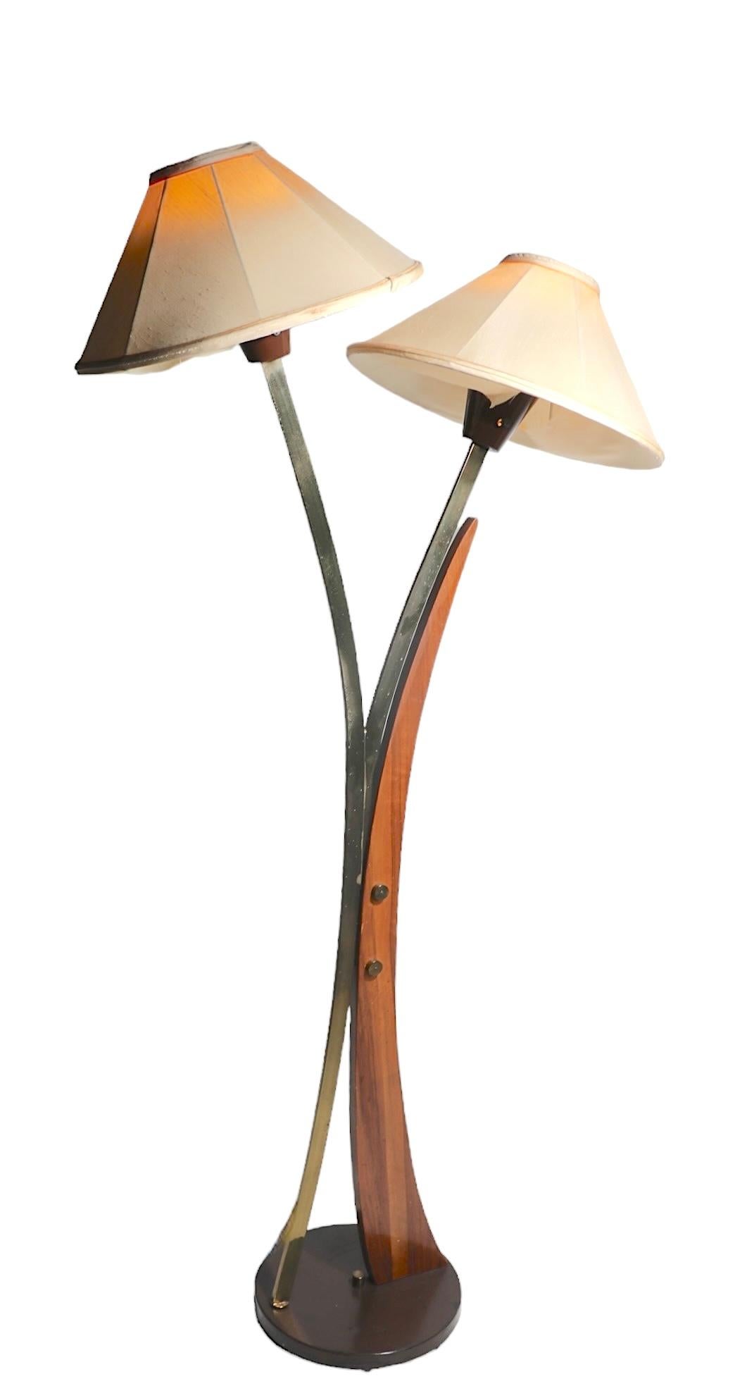 Mid Century Floor Lamp In Good Condition For Sale In New York, NY