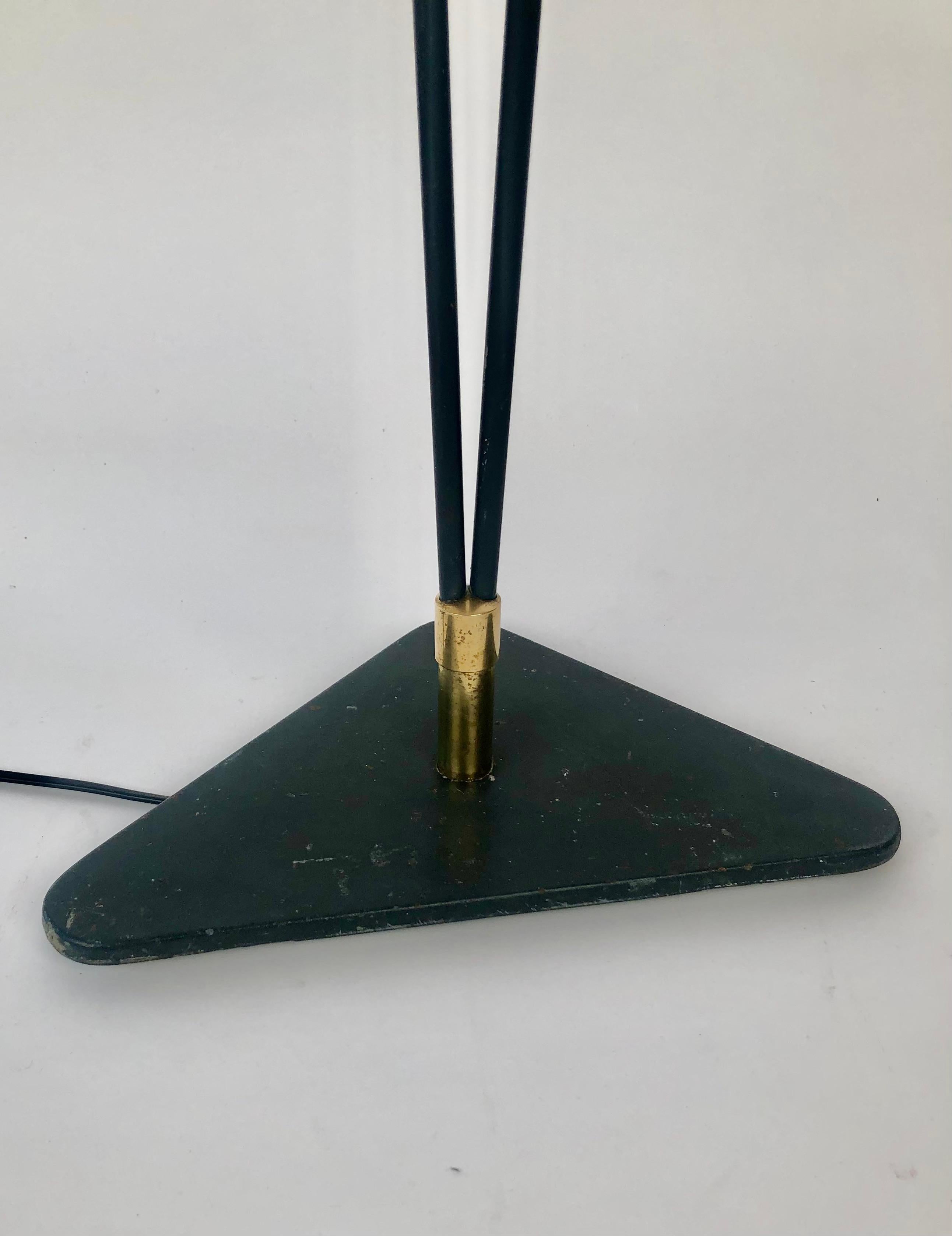 Mid-century Floor Lamp from Italy with Two Shades mounted on flexible arms For Sale 5