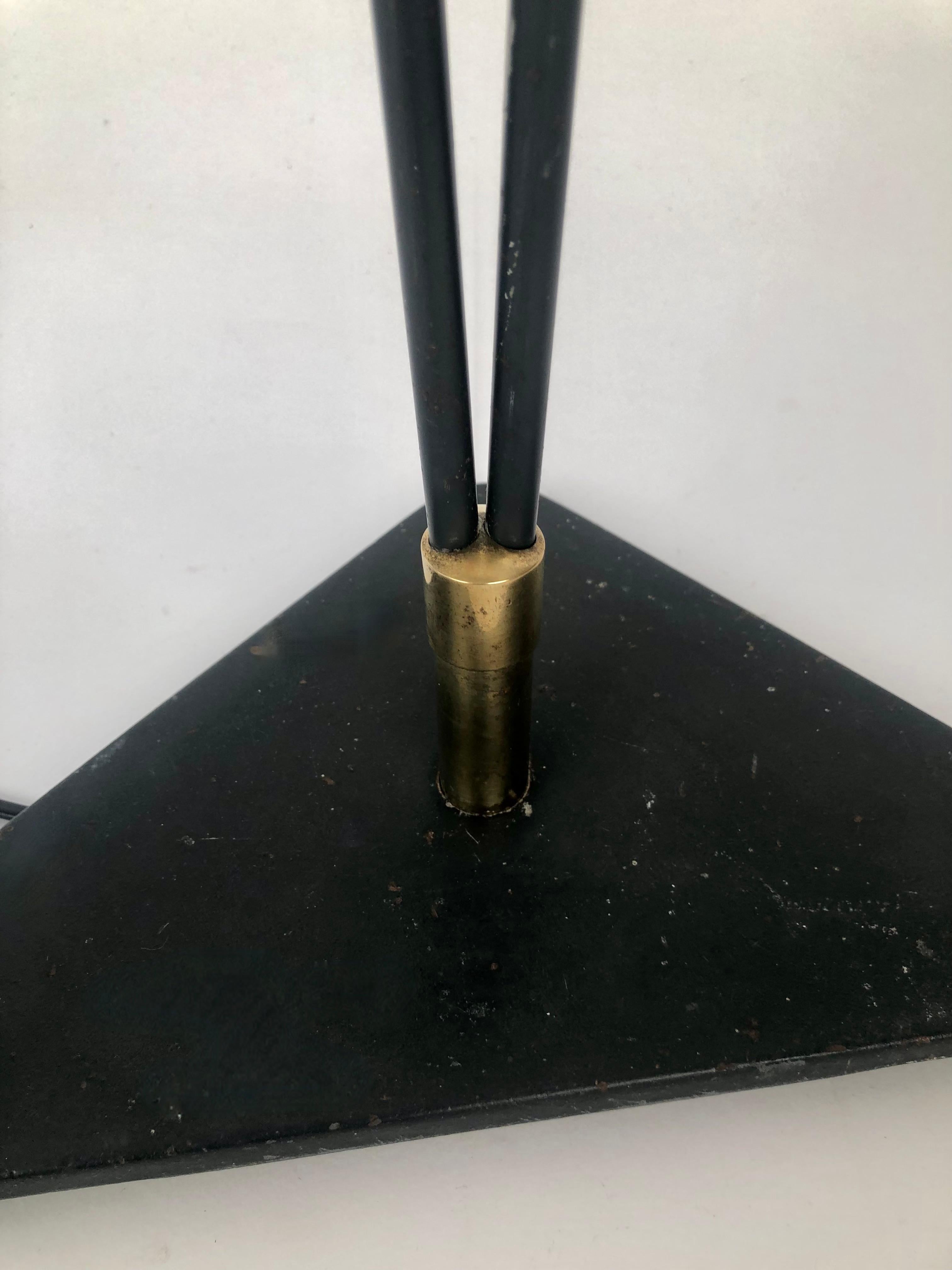 Mid-century Floor Lamp from Italy with Two Shades mounted on flexible arms For Sale 6