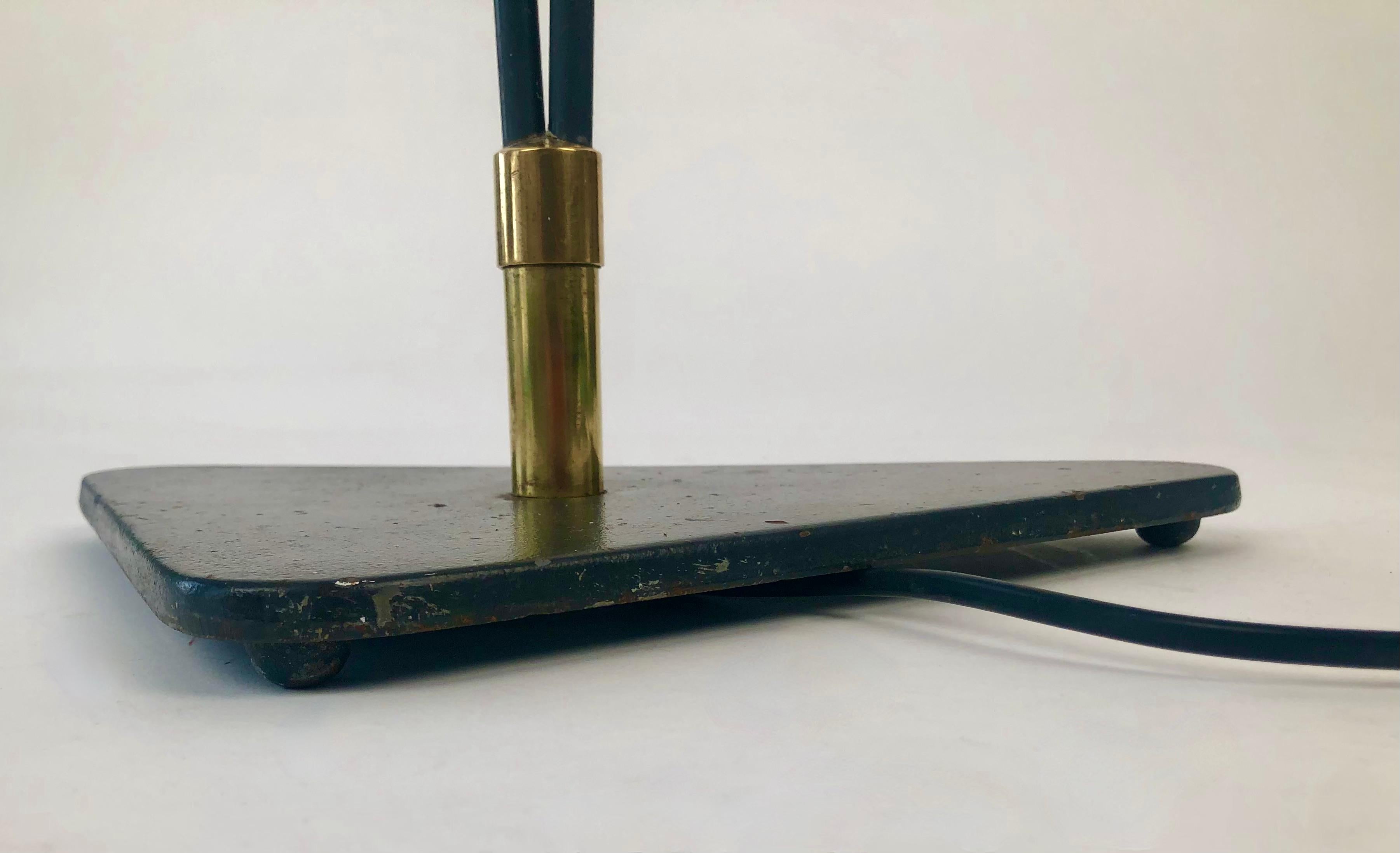 Mid-century Floor Lamp from Italy with Two Shades mounted on flexible arms For Sale 7