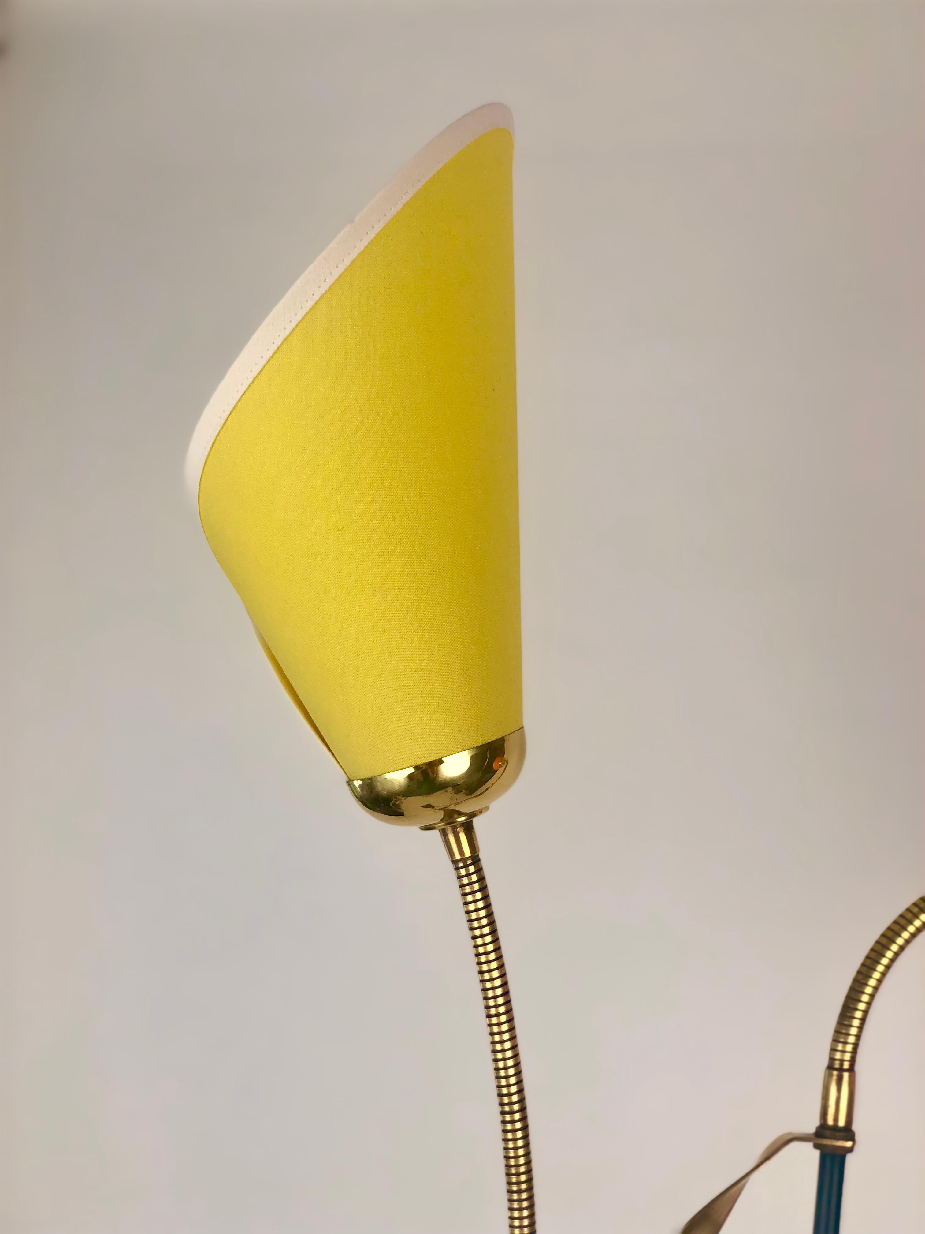 Metal Mid-century Floor Lamp from Italy with Two Shades mounted on flexible arms For Sale