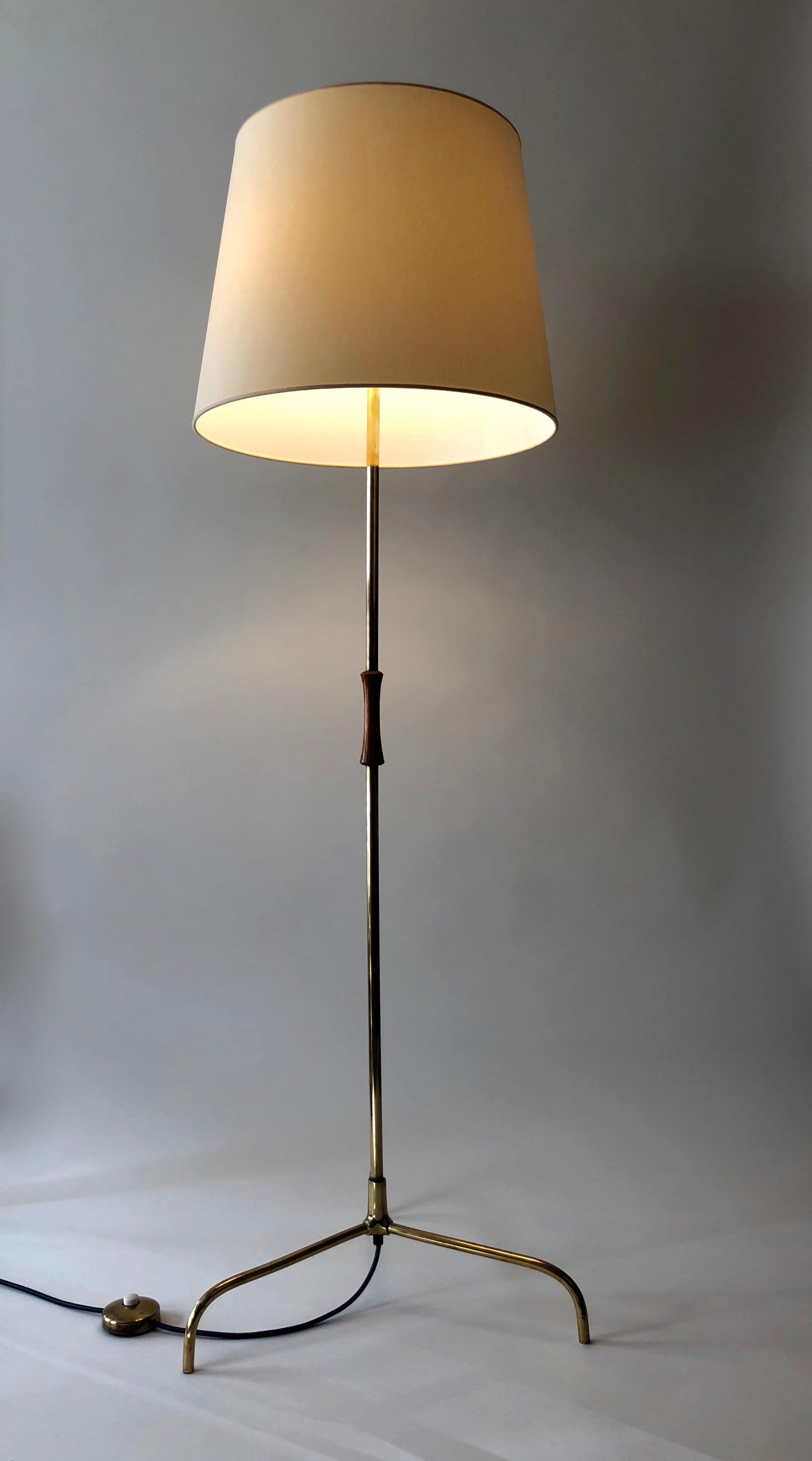 Tripod Floor Lamp, Model 2003 , J.T. Kalmar, 1950's For Sale 2