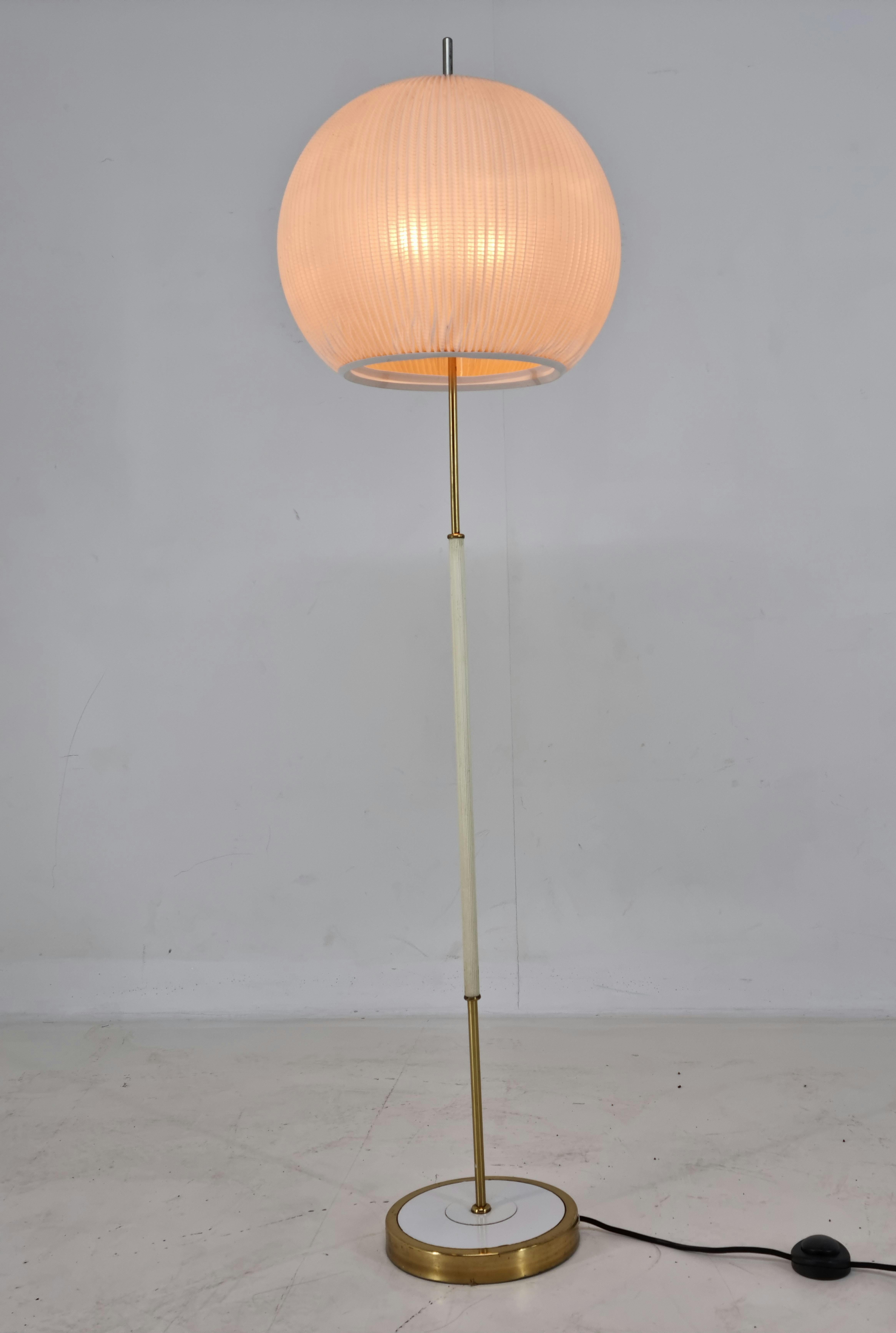 Lampadaire du milieu du siècle dernier, Allemagne, années 1970 en vente 4