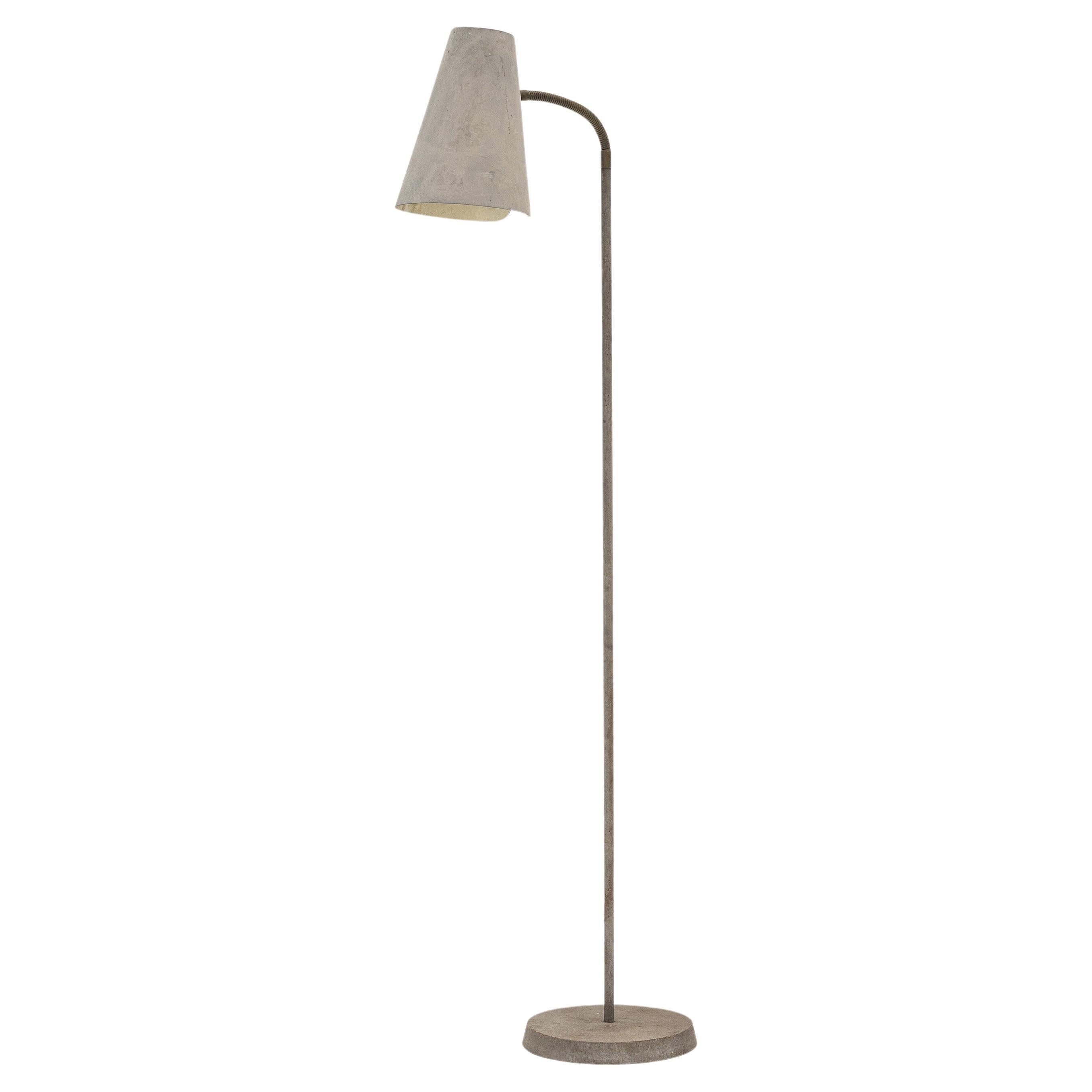 Lampadaire du milieu du siècle en métal gris par Harald Notini pour Böhlmarks, années 1930 en vente