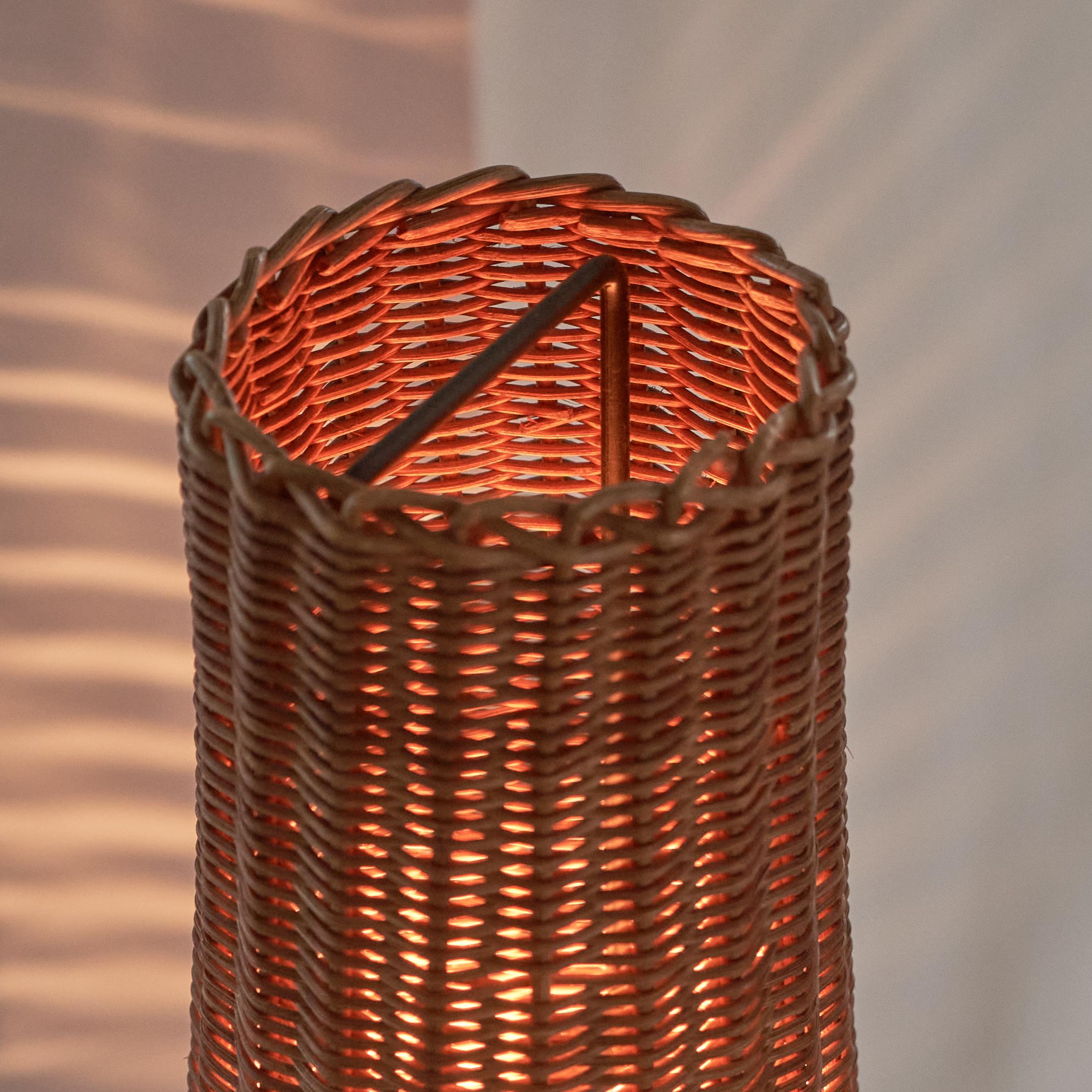 Lampada da terra di metà secolo in rattan e metallo anni '60 In condizioni buone in vendita a Tilburg, NL