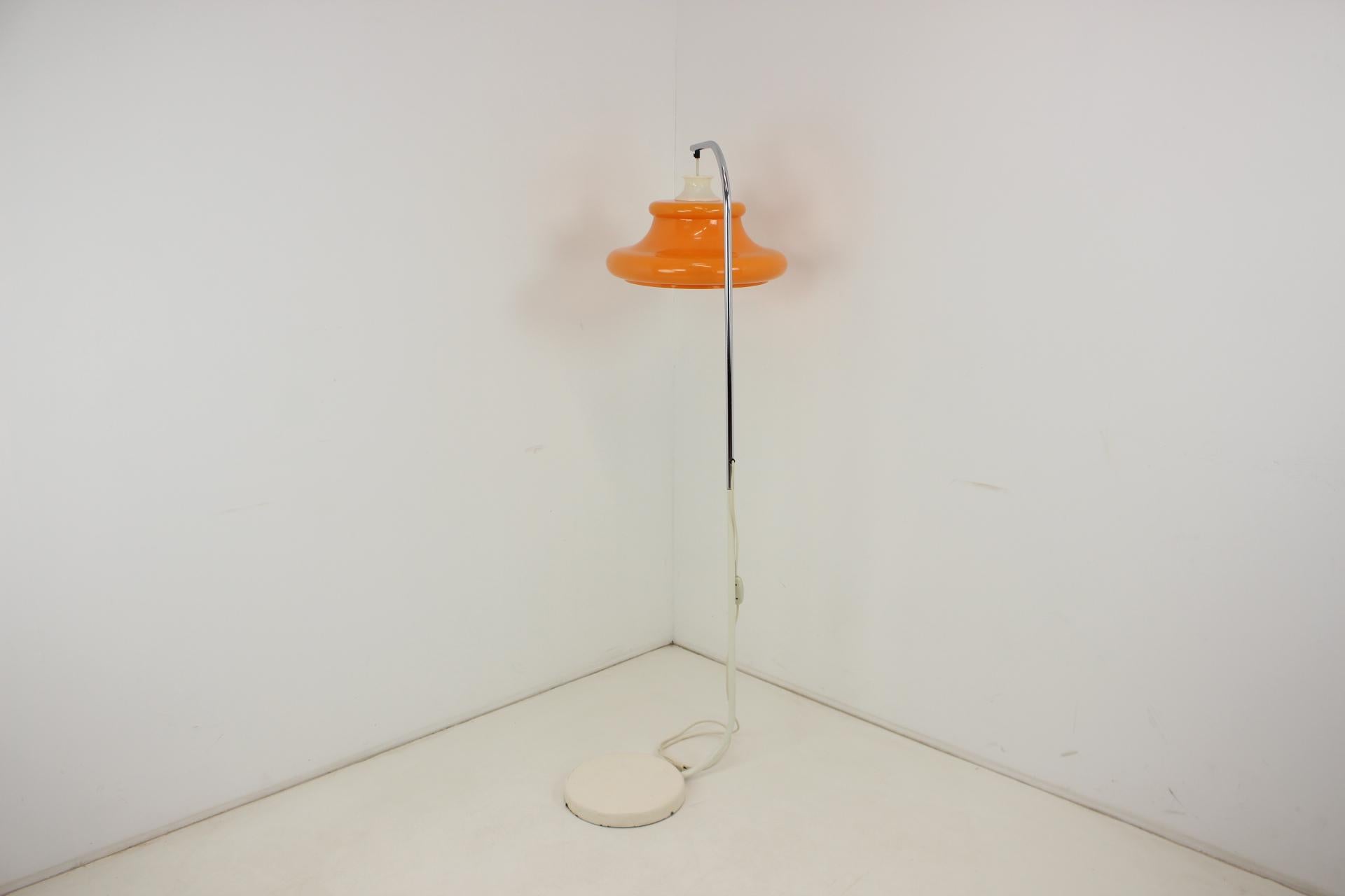 guzzini style lamp