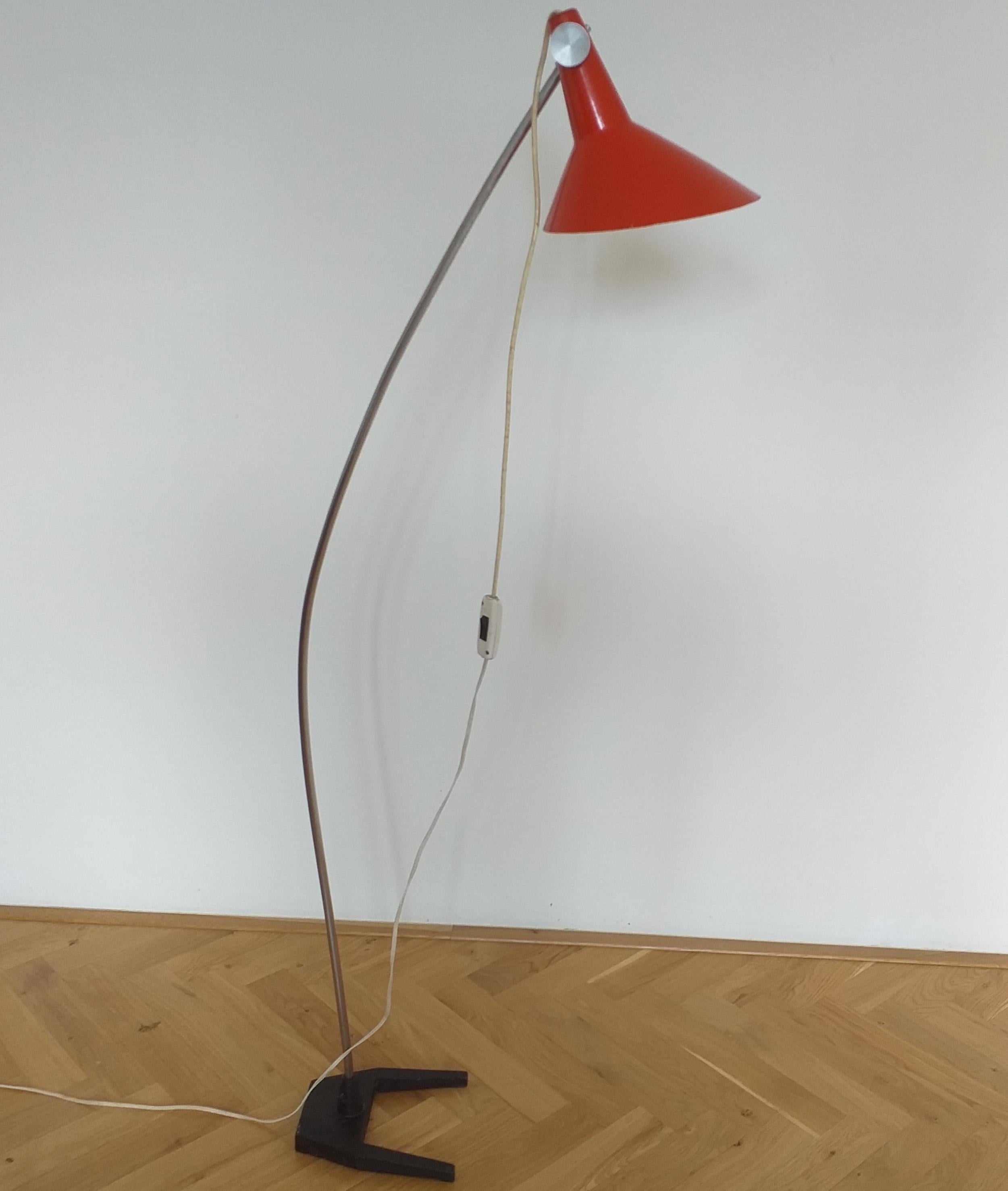 Mid Century Floor Lamp in Style Stilnovo, Italy, 1960s 1