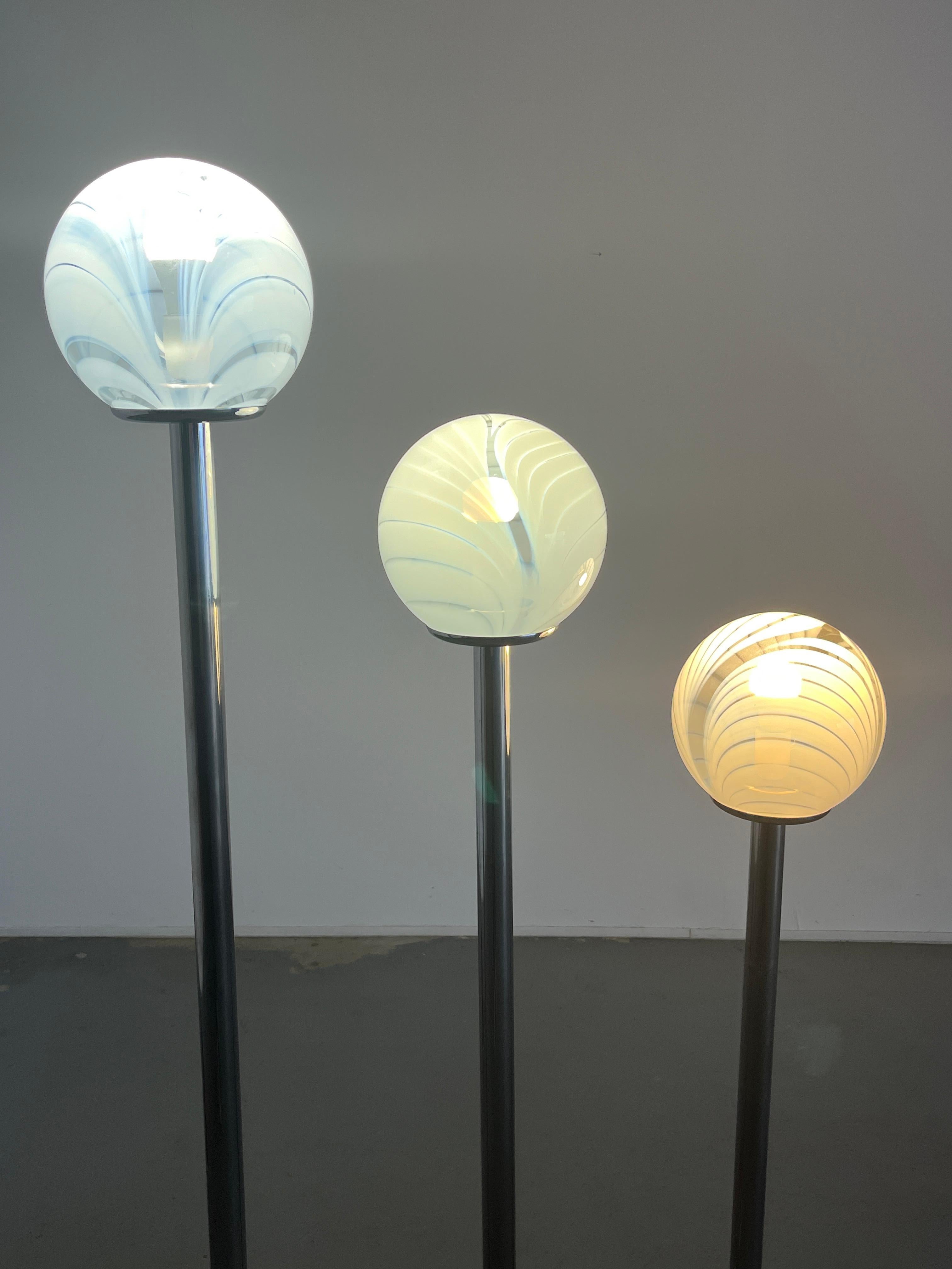 Mid Century Floor Lamp in Travertine, Chrome and Murano Glass by Venini, 1970s For Sale 3