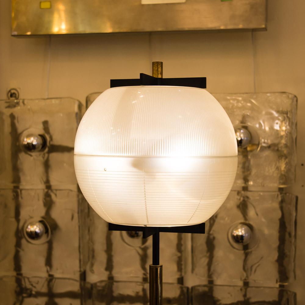 Mid-Century Modern 1960s Floor Lamp Globe Shade on a Marble Base Attributed to Ignazio Gardella For Sale