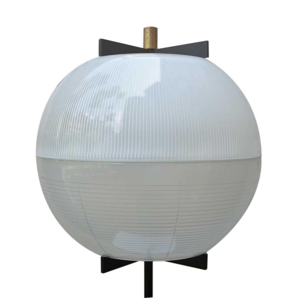 1960s Floor Lamp Globe Shade on a Marble Base Attributed to Ignazio Gardella For Sale 2