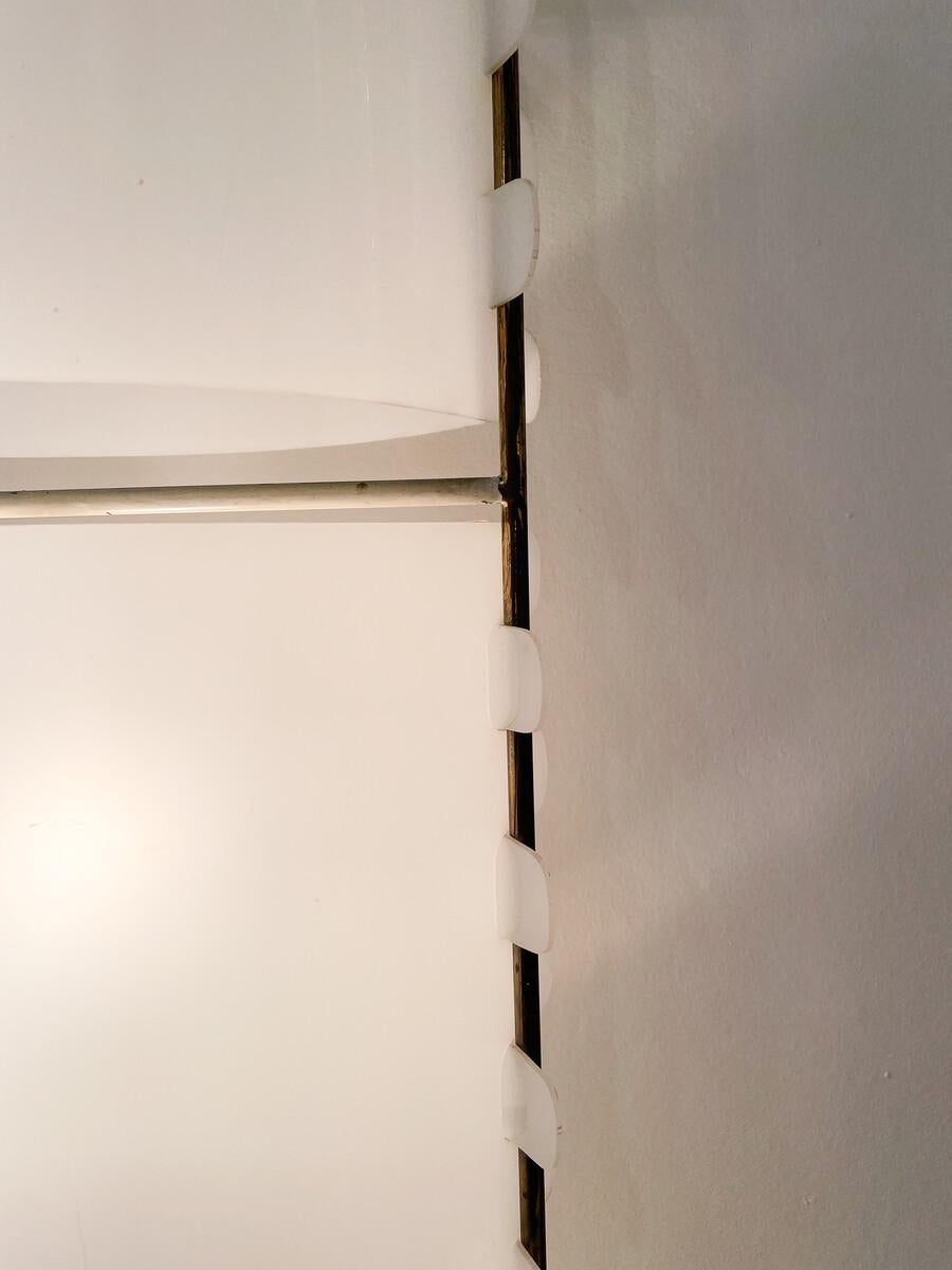 Lampada da terra di metà secolo M1 di Joseph-André Motte per Huchers Minvielle, 1950 In condizioni buone in vendita a Brussels, BE
