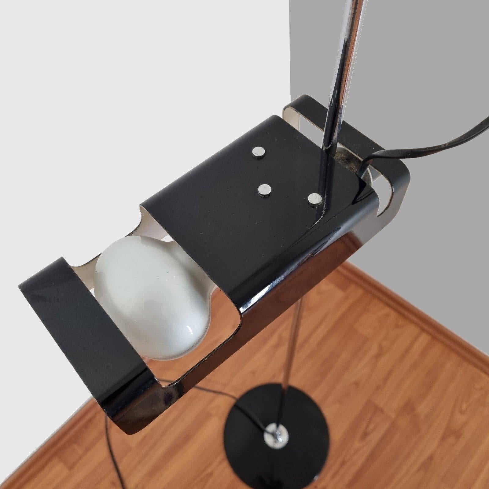 Midcentury Floor Lamp Model Spider by Joe Colombo for Oluce, Italy, 1967 For Sale 5