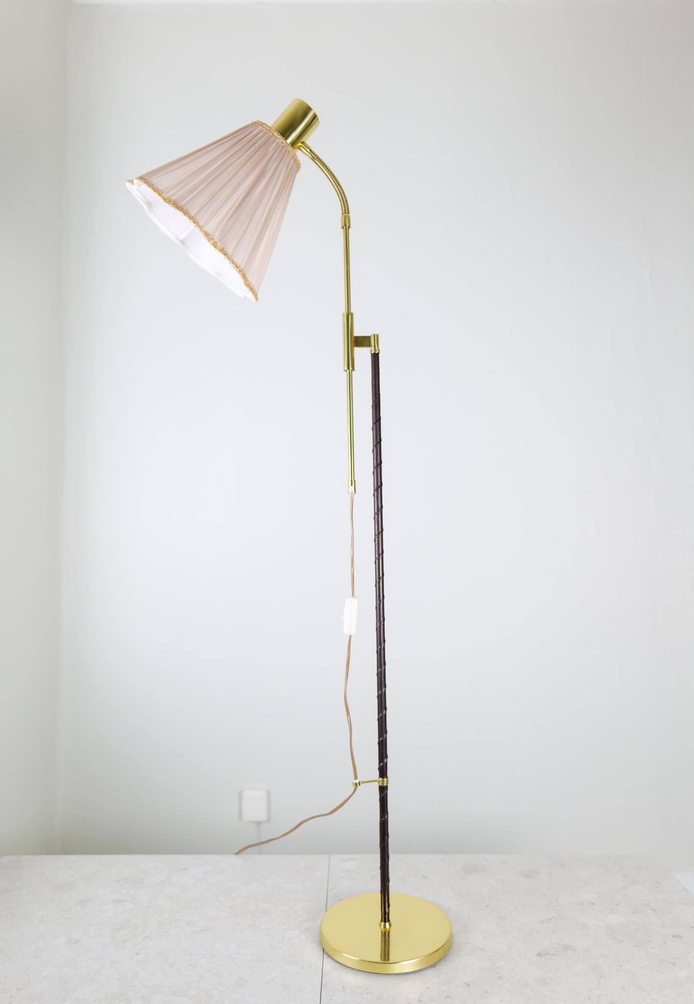 Scandinavian Modern Mid-Century Modern Floor Lamp Möllers Armatur Sweden, 1960s For Sale