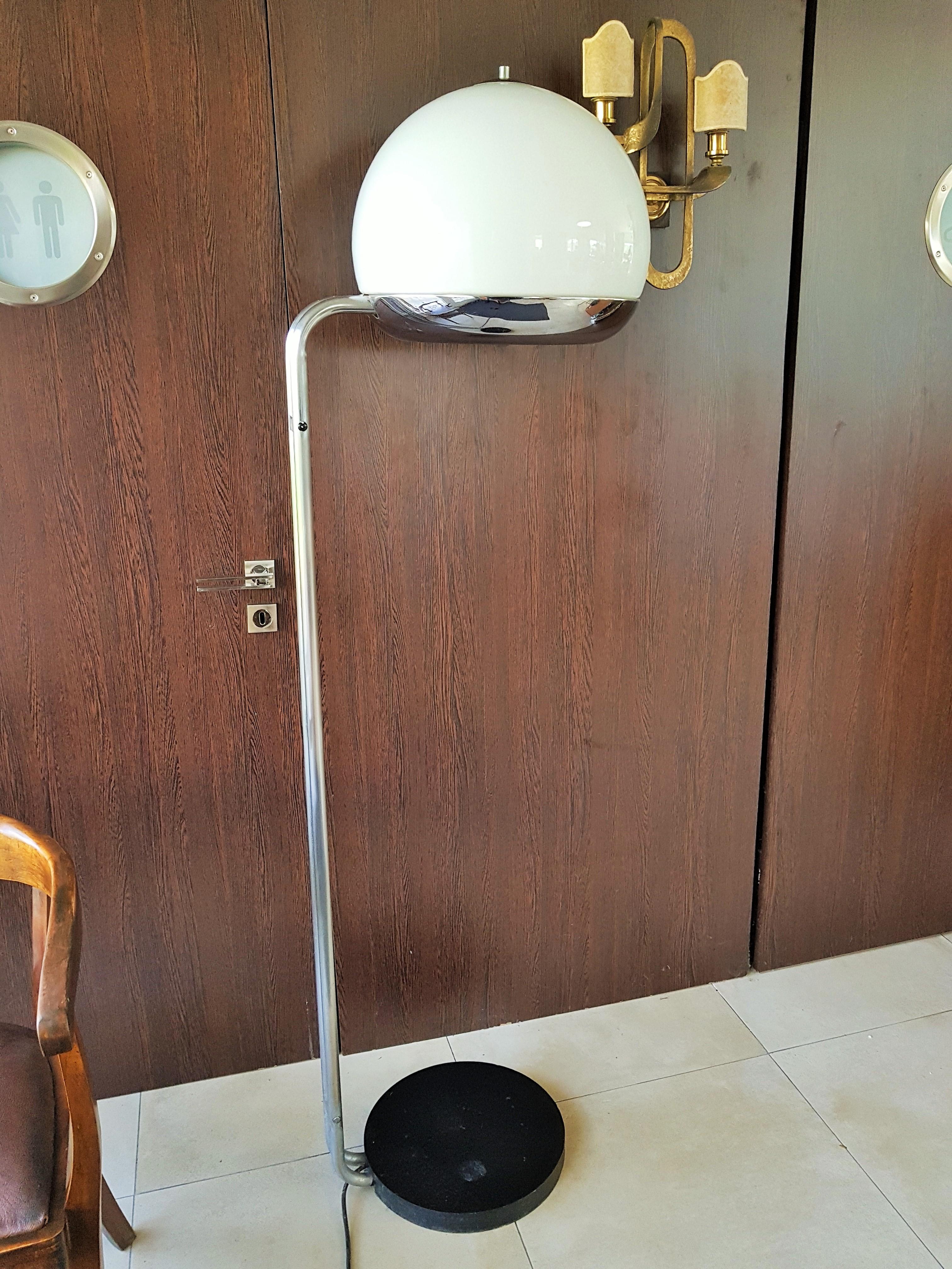 Mid-Century Floor Lamp Reggiani, Italy, 1960s For Sale 2