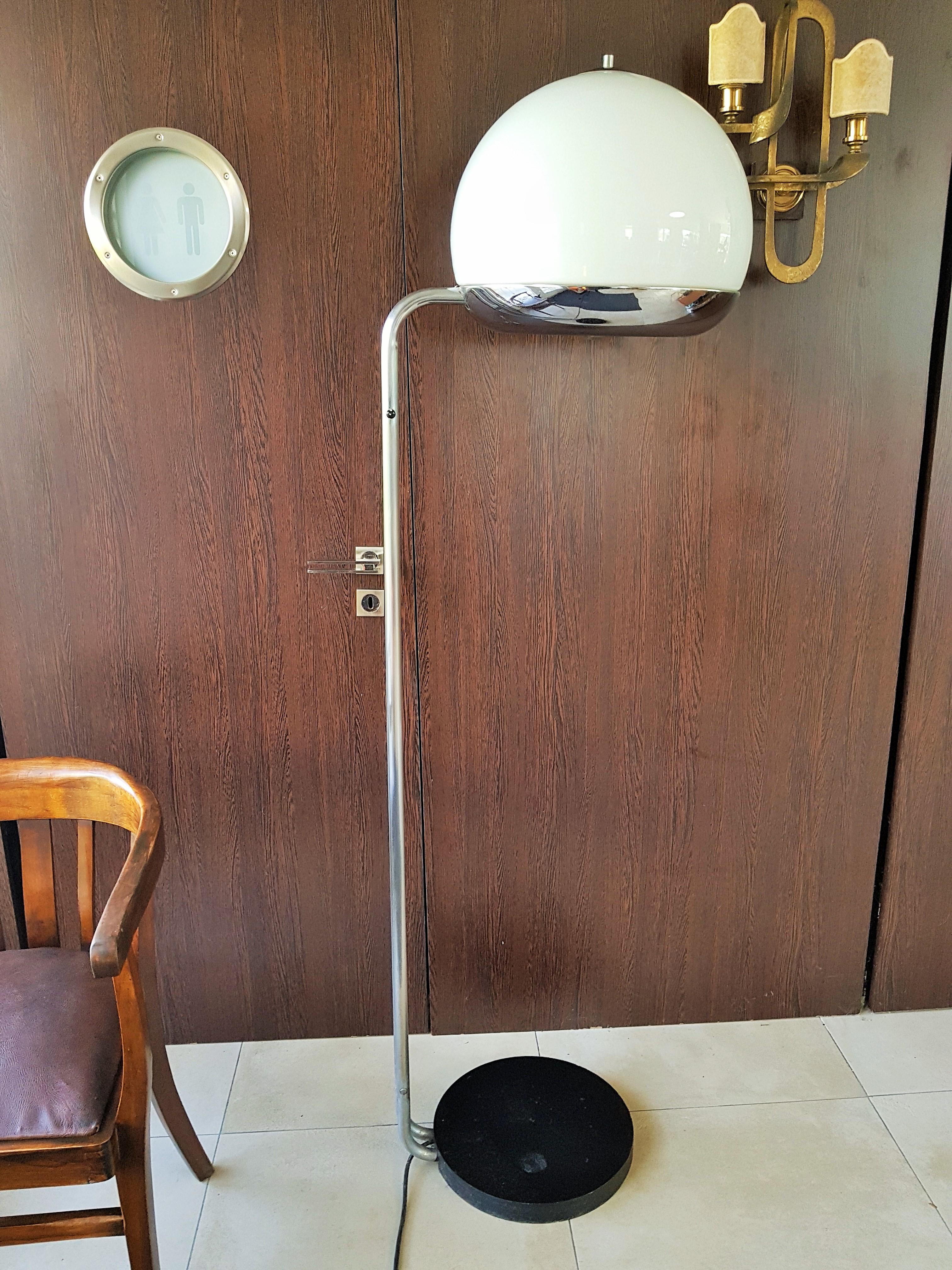 Mid-Century Floor Lamp Reggiani, Italy, 1960s For Sale 3