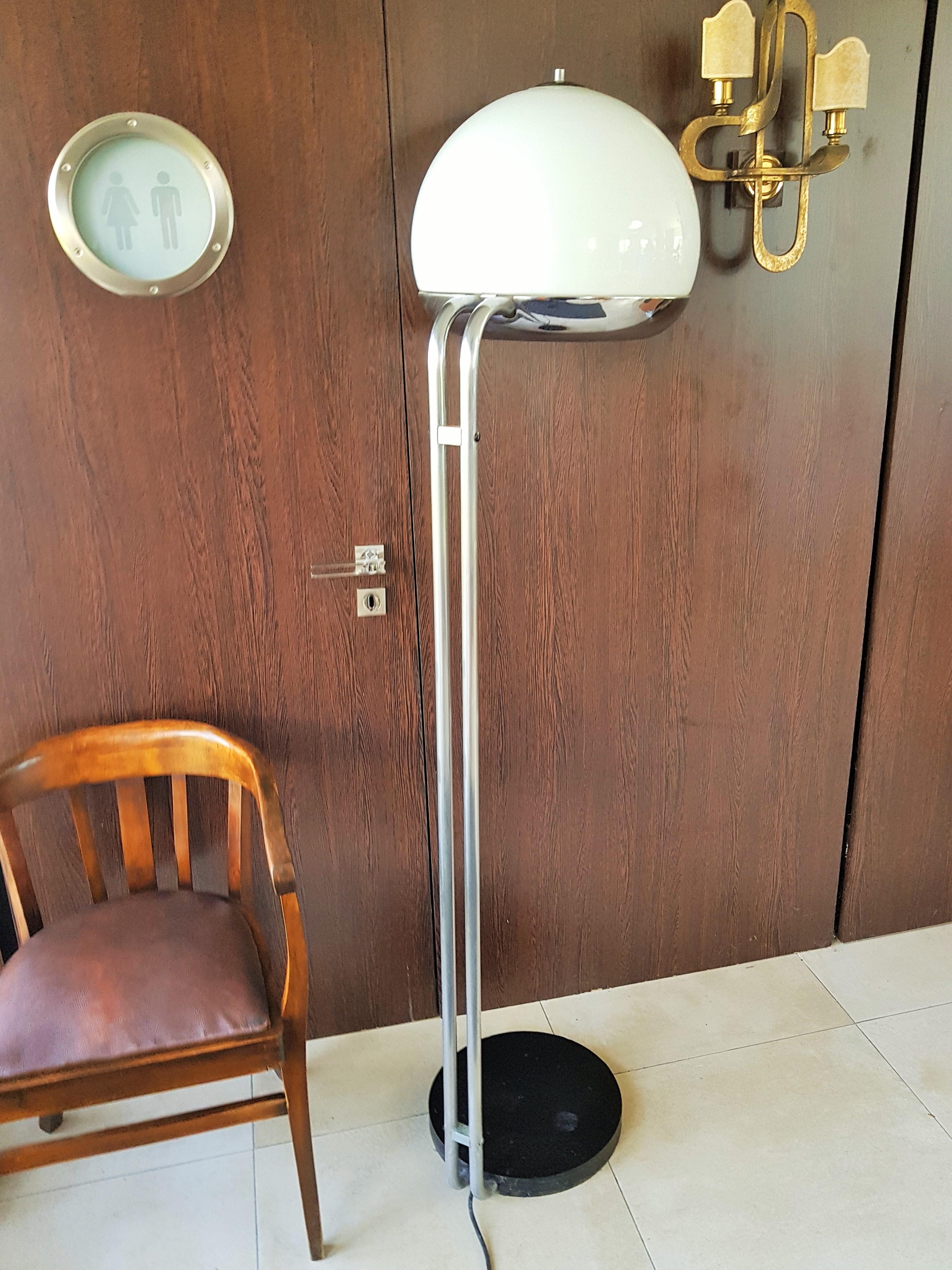 Mid-Century Floor Lamp Reggiani, Italy, 1960s For Sale 5