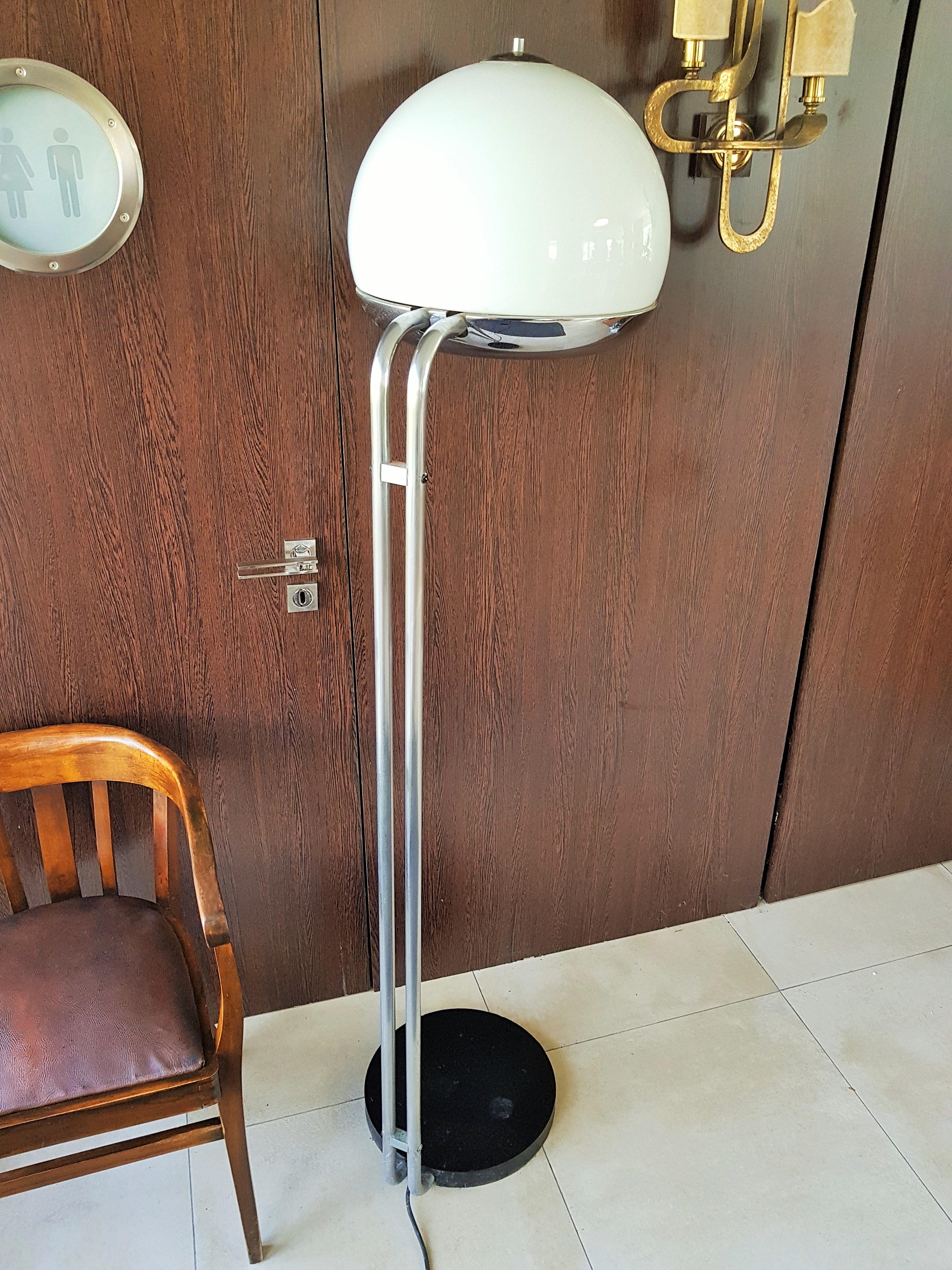 Mid-Century Floor Lamp Reggiani, Italy, 1960s For Sale 6
