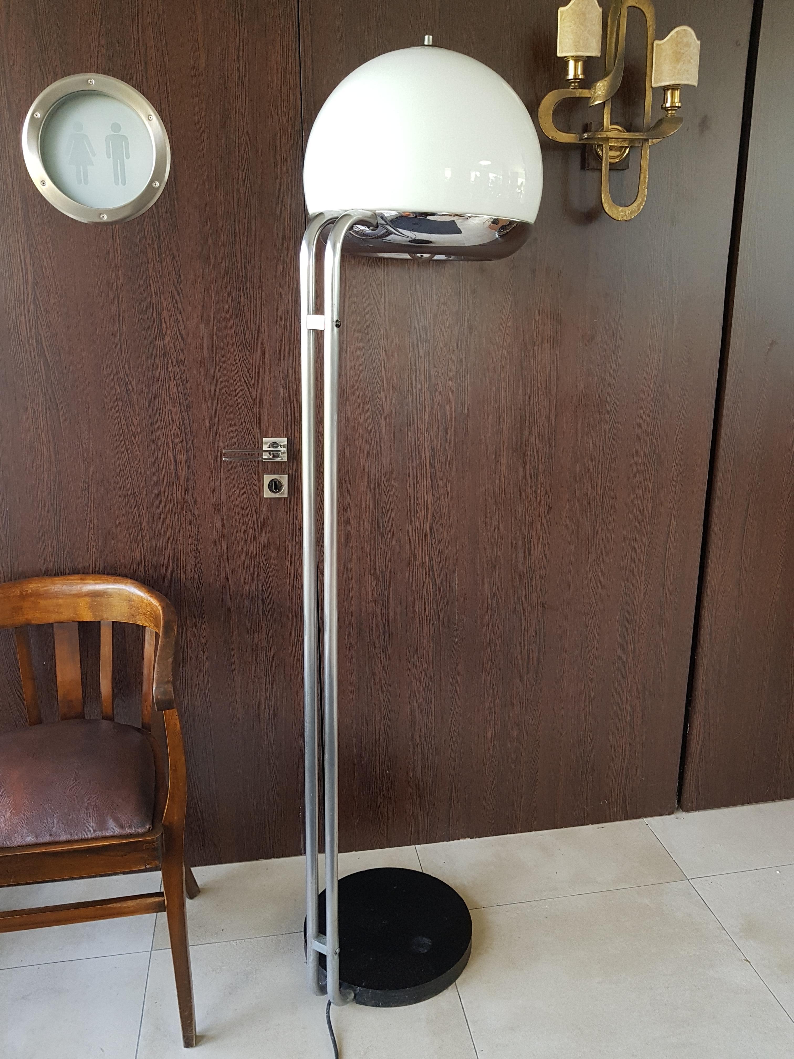 Mid-Century Floor Lamp Reggiani, Italy, 1960s For Sale 7