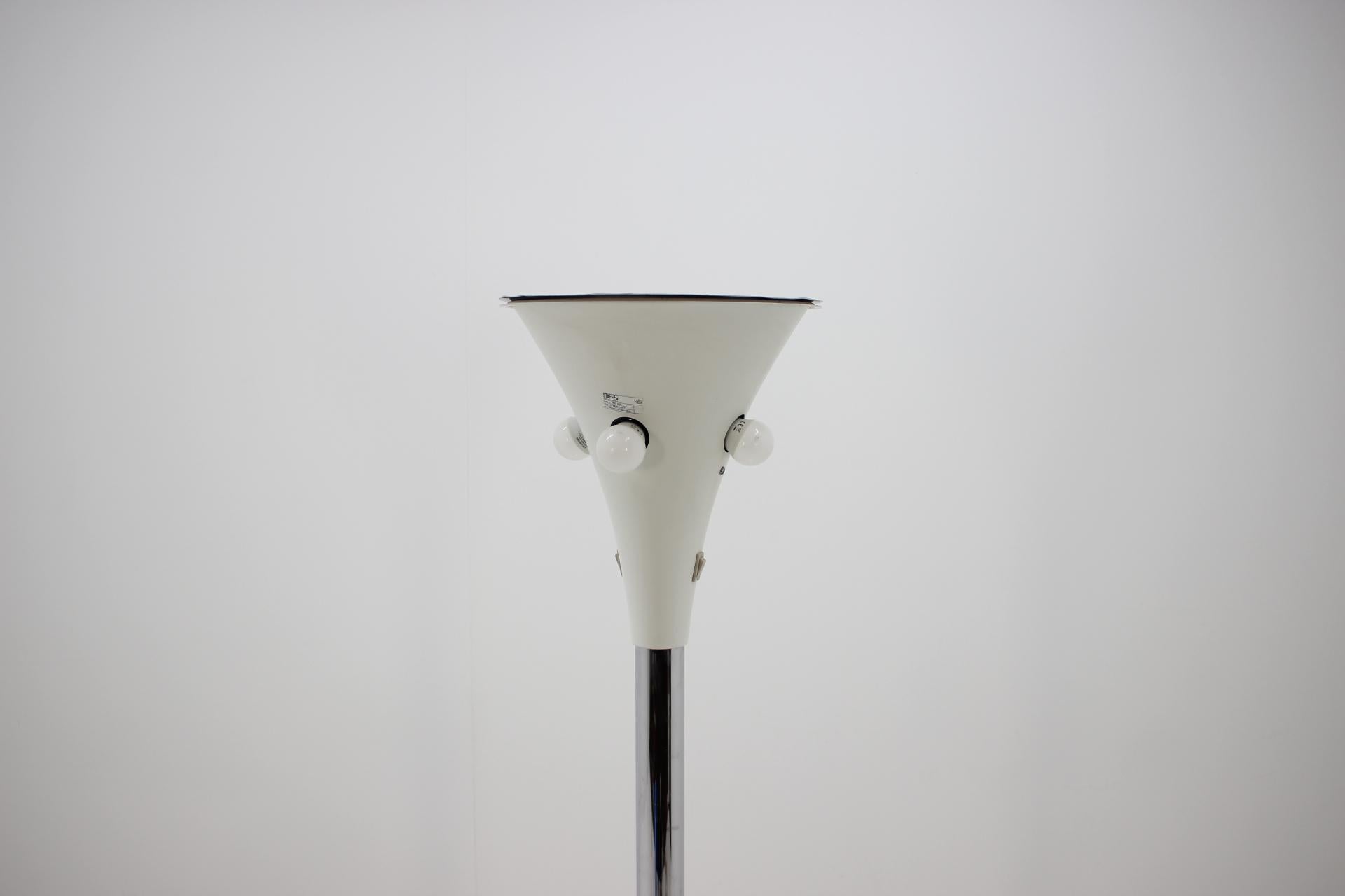 Lámpara de pie de mediados de siglo, Uplighter, Bastón, 1970s finales del siglo XX en venta