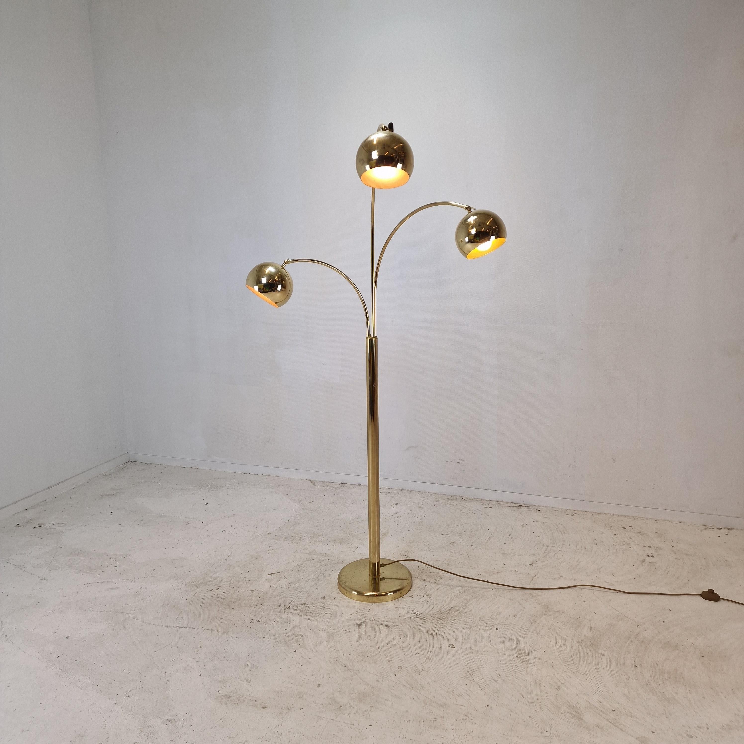 Mid Century Floor Lamp With Brass, Germany 1970's In Good Condition For Sale In Oud Beijerland, NL