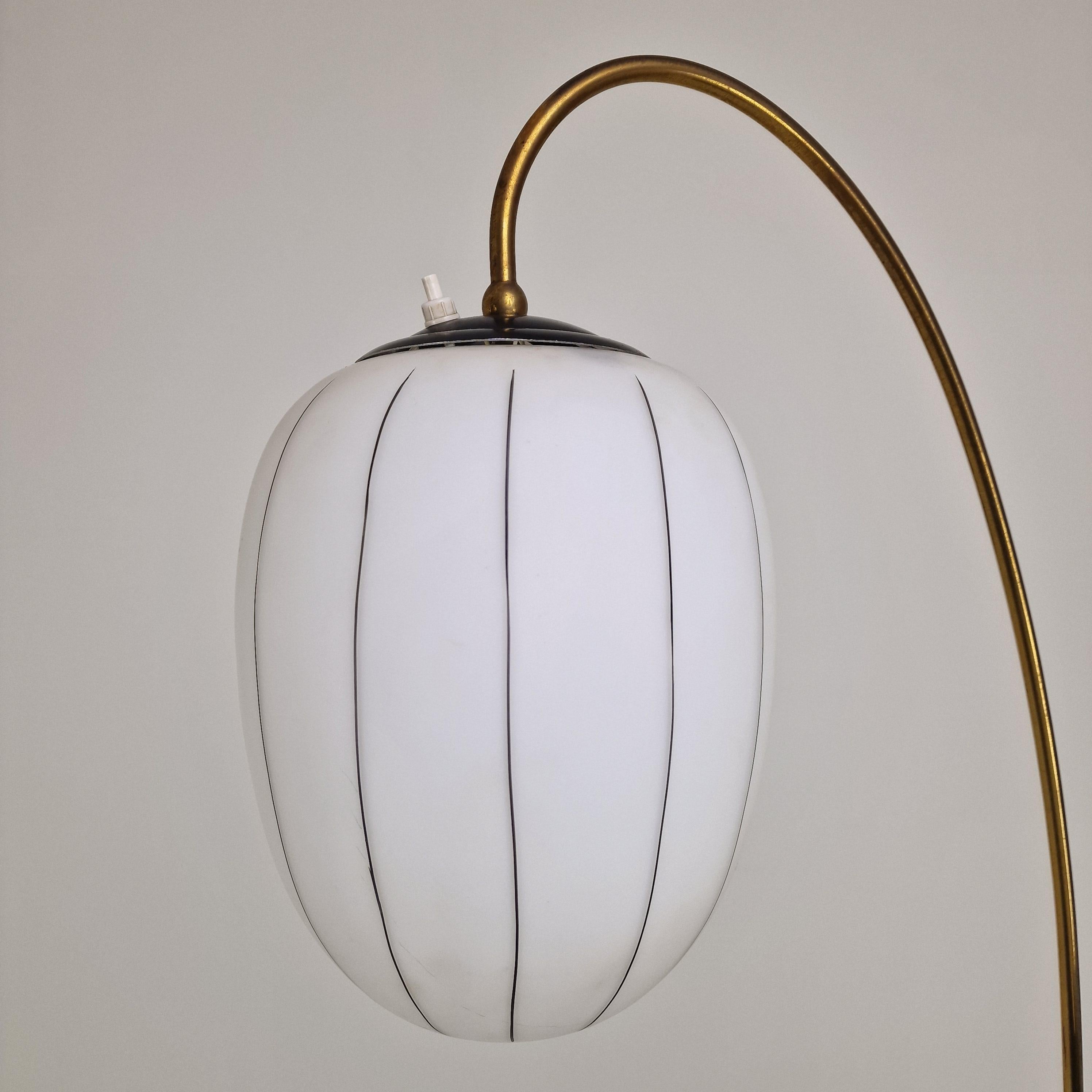 Mid Century Floor Lamp with Marble Foot and Opaline Glass, Italy 1960's For Sale 3