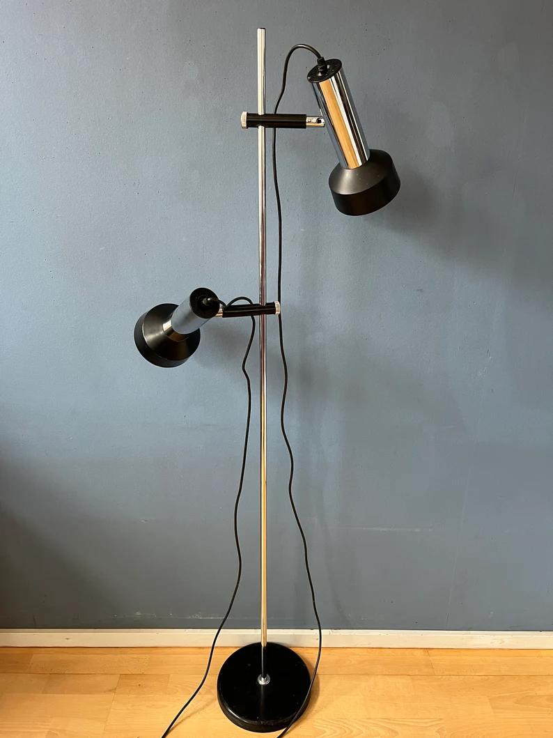 Mid Century Floor Lamp with Two Black / Chrome Spots, 1970s For Sale 1