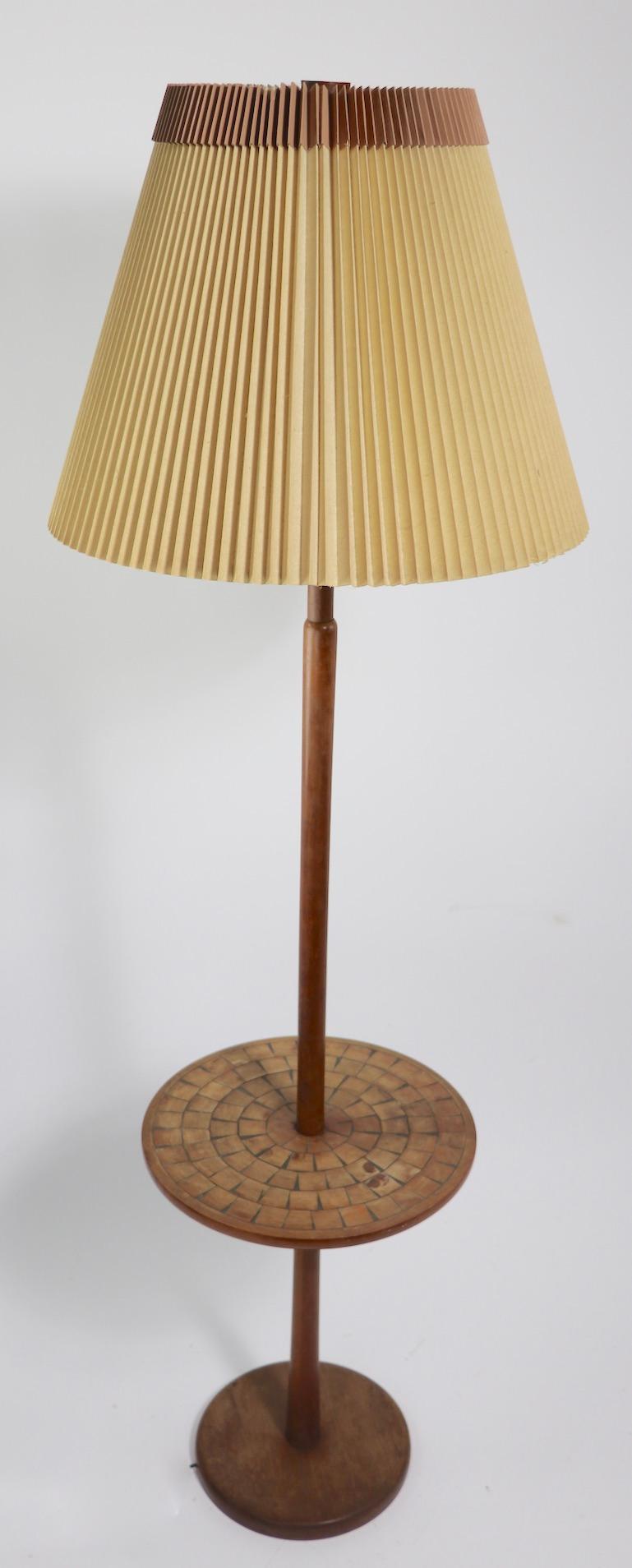 Mid Century  Floor Pole Lamp with Table Surface Possibly Gordon Martz For Sale 1