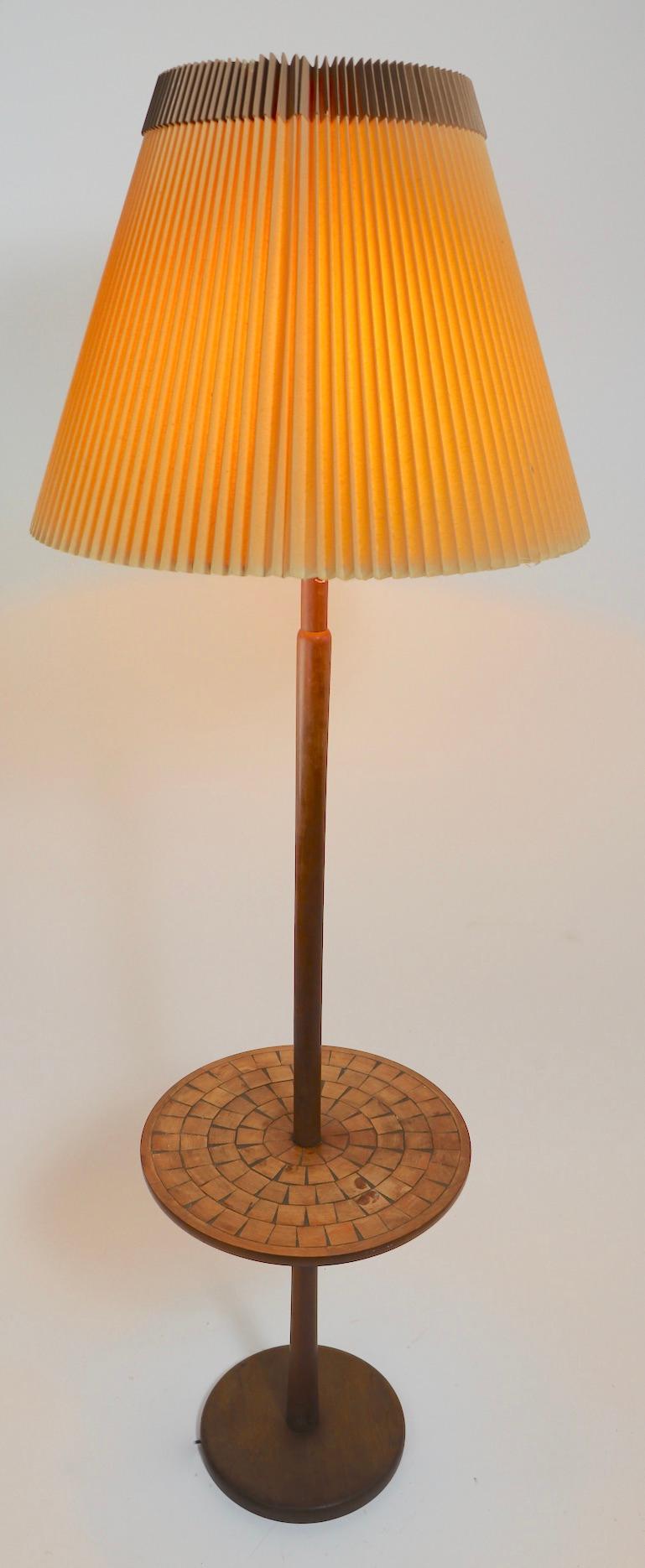 Mid Century  Floor Pole Lamp with Table Surface Possibly Gordon Martz For Sale 2