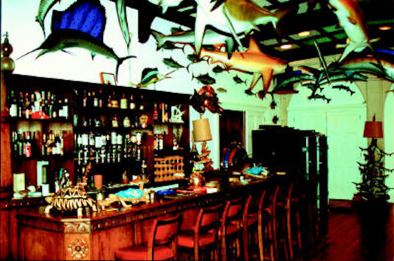Lampadaire du milieu du siècle avec des requins, années 1960, États-Unis, propriété de John Enwistle. en vente 12