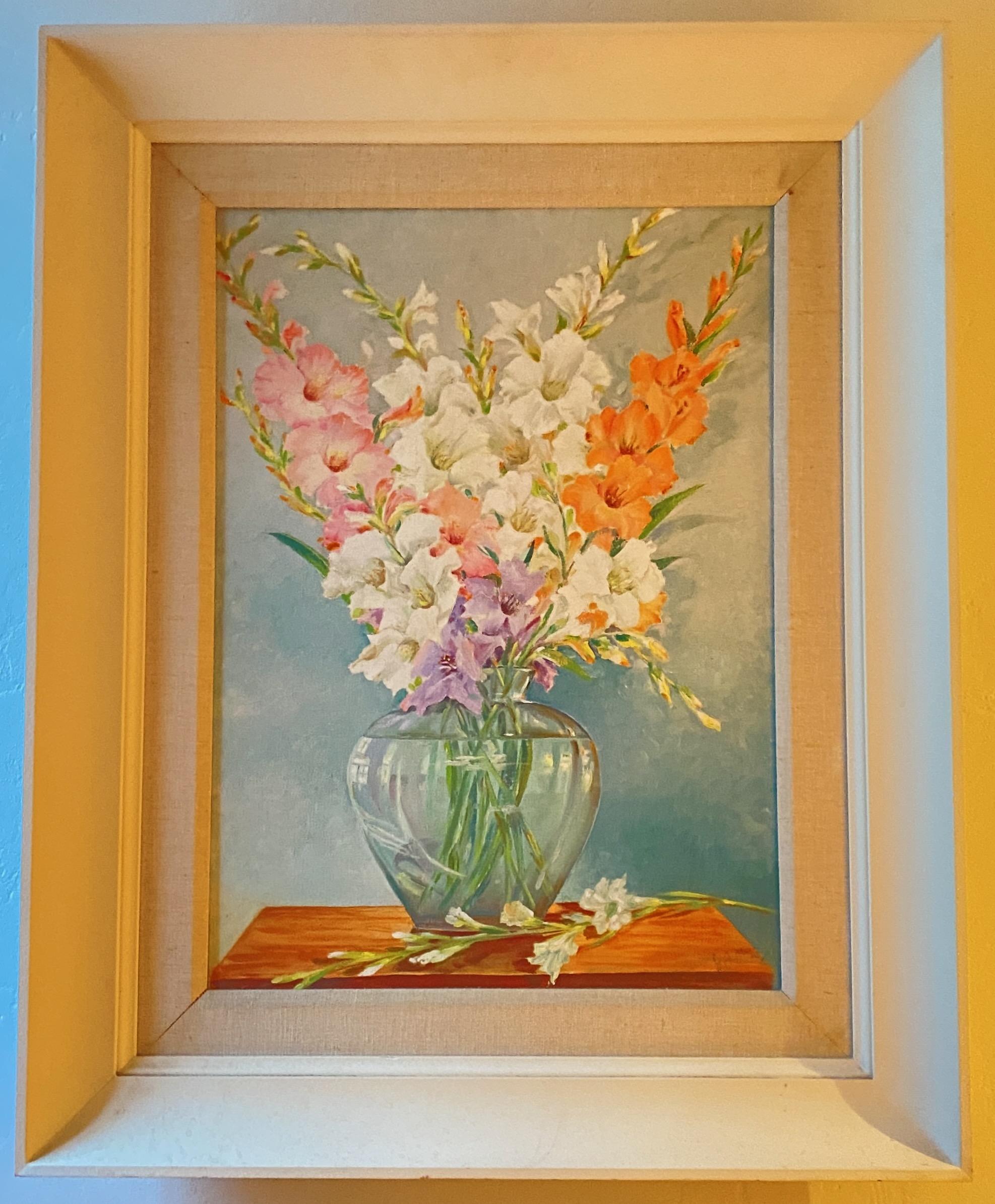 Beautifully painted still life of gladiolus signed J A McVey.
Oil on canvas in original period frame.
American mid 20th century.
   