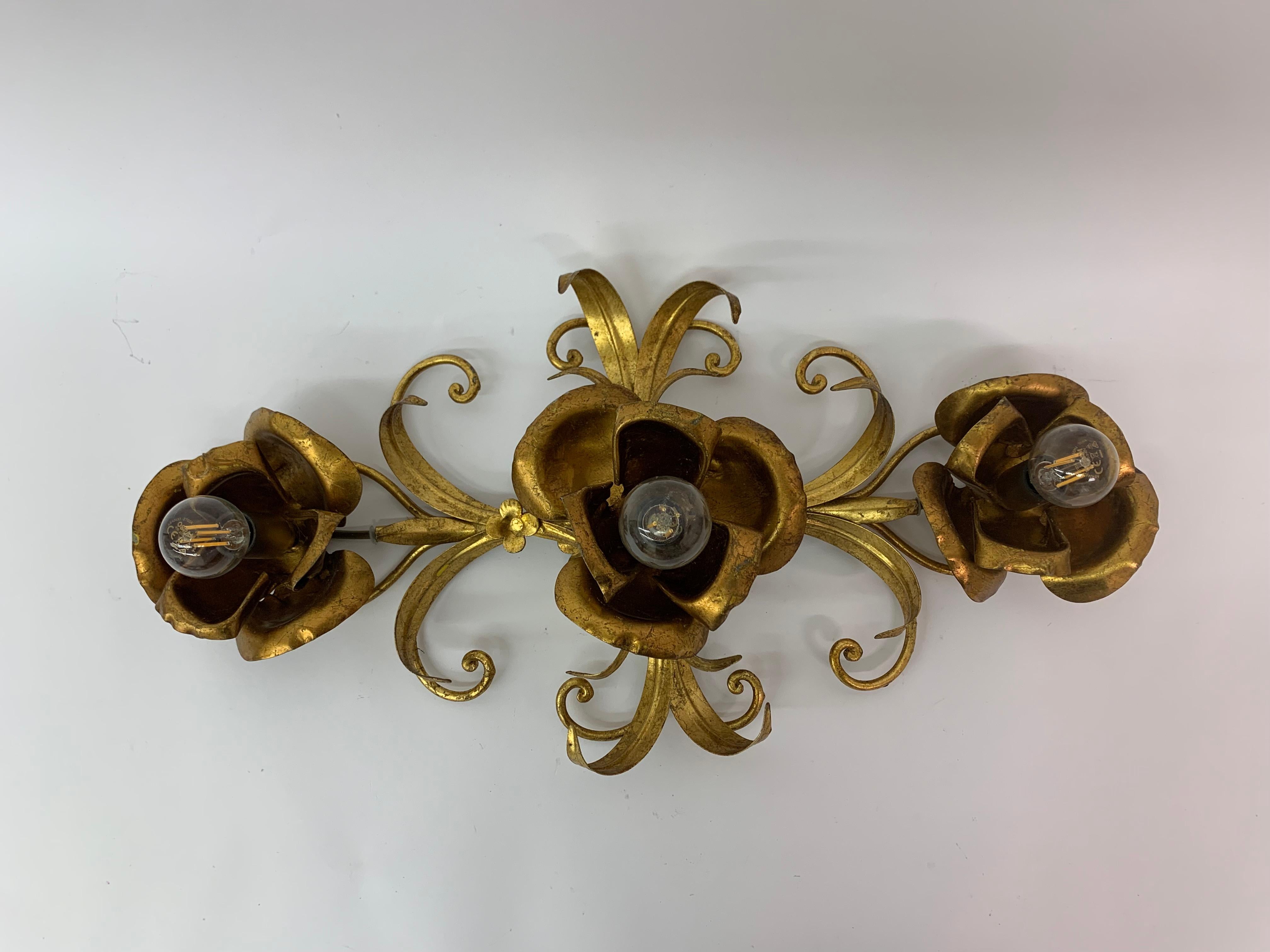Hollywood Regency Midcentury Floral Wall Lamp, 1970s For Sale