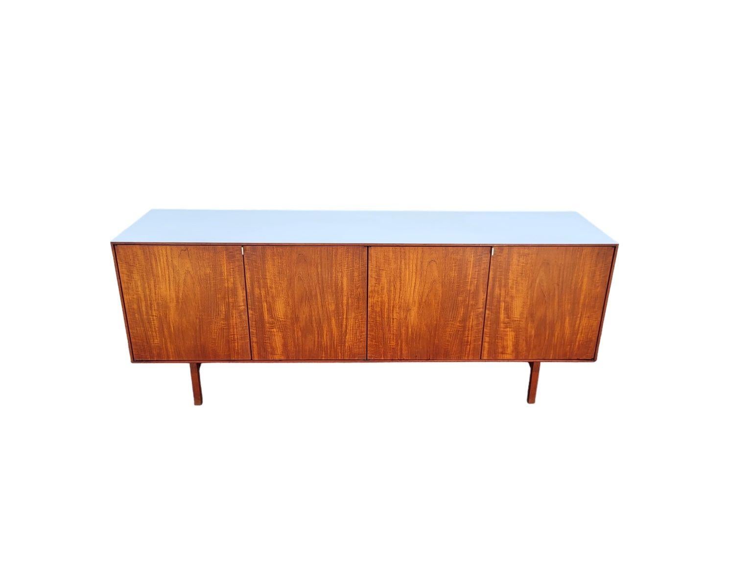 Mid-Century Modern Crédence moderne Florence Knoll pour Knoll, vers 1960 en vente