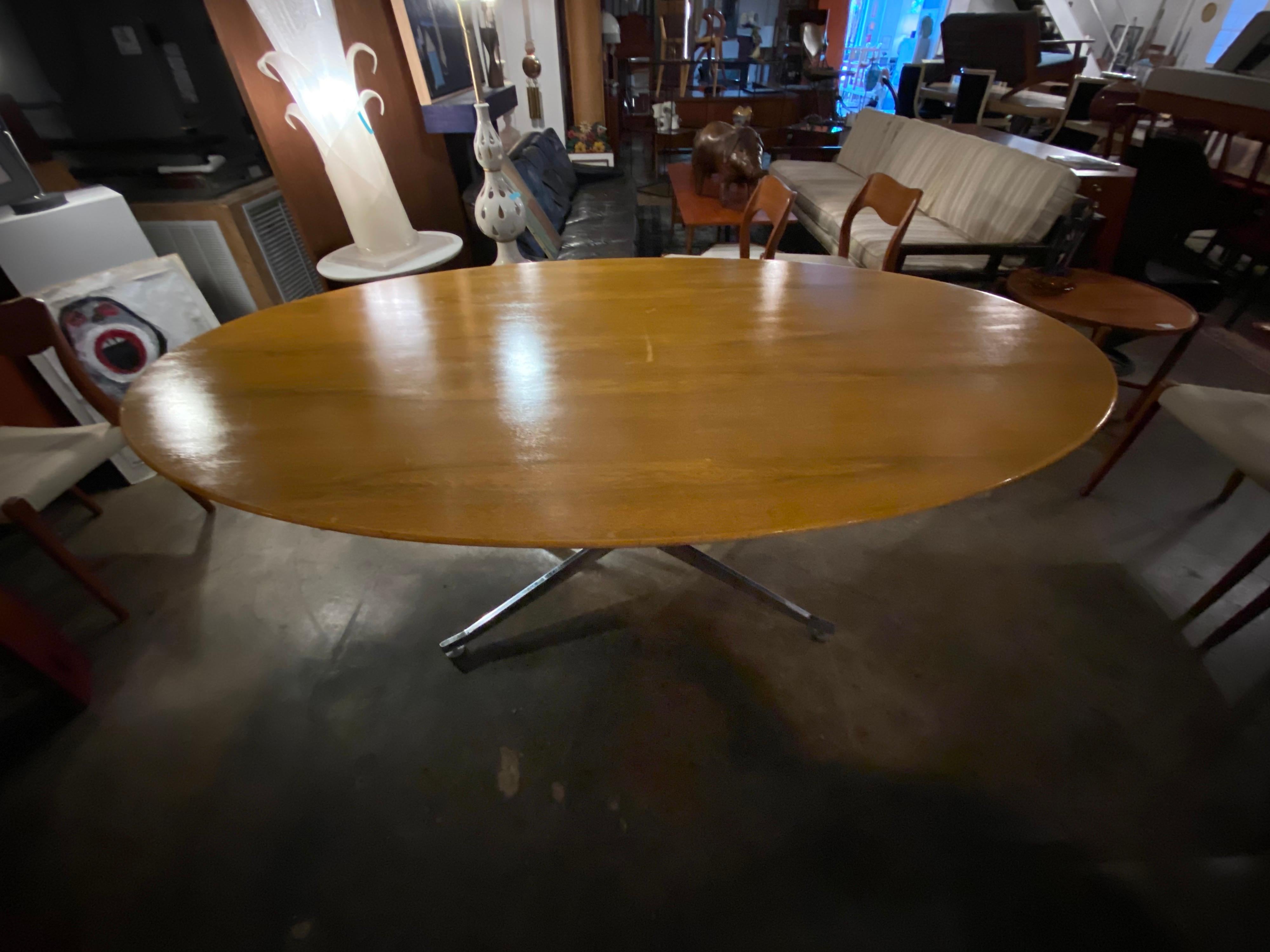 Mid-Century Florence Knoll Oval Table 3